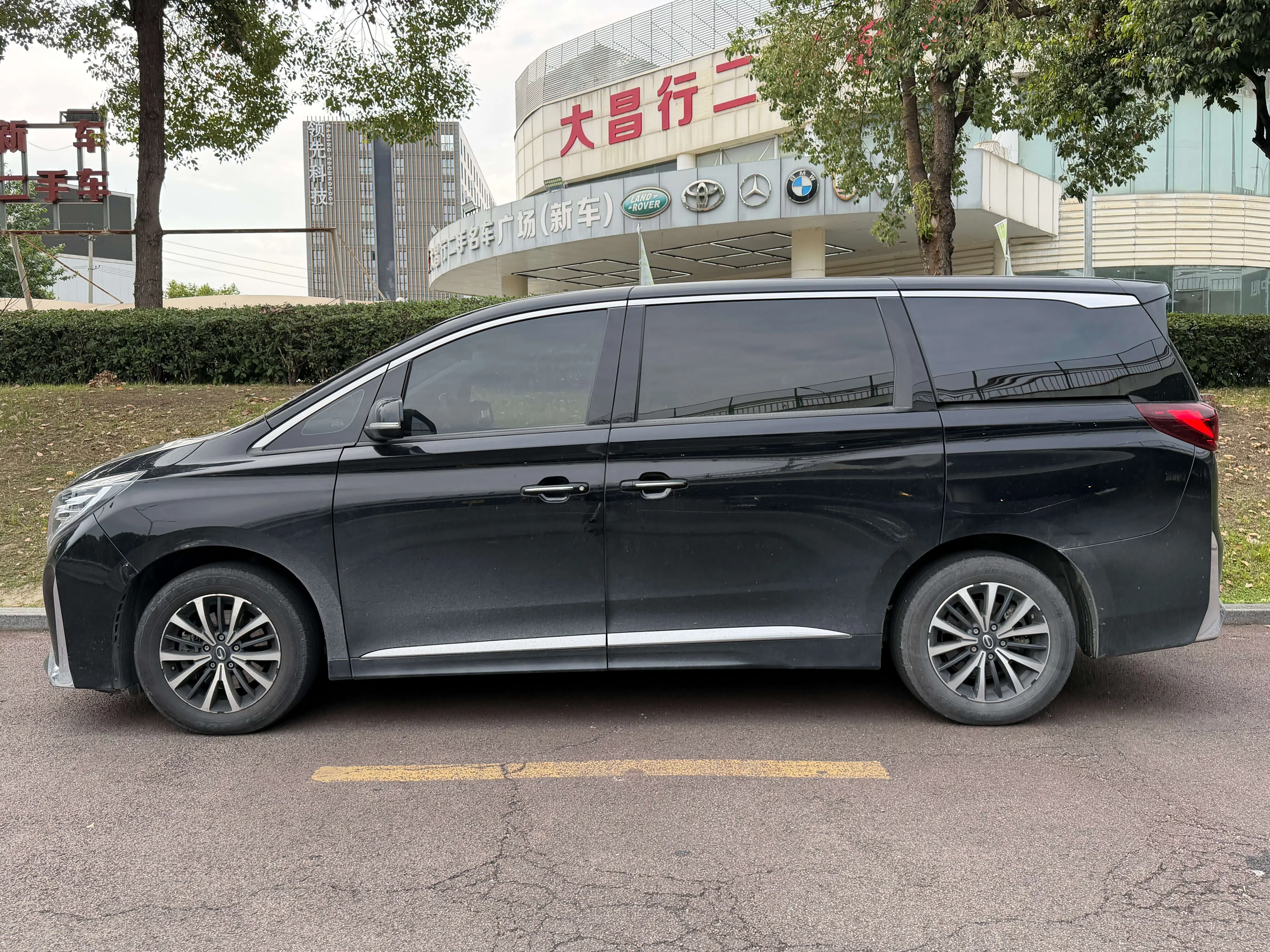 GAC Trumpchi M8