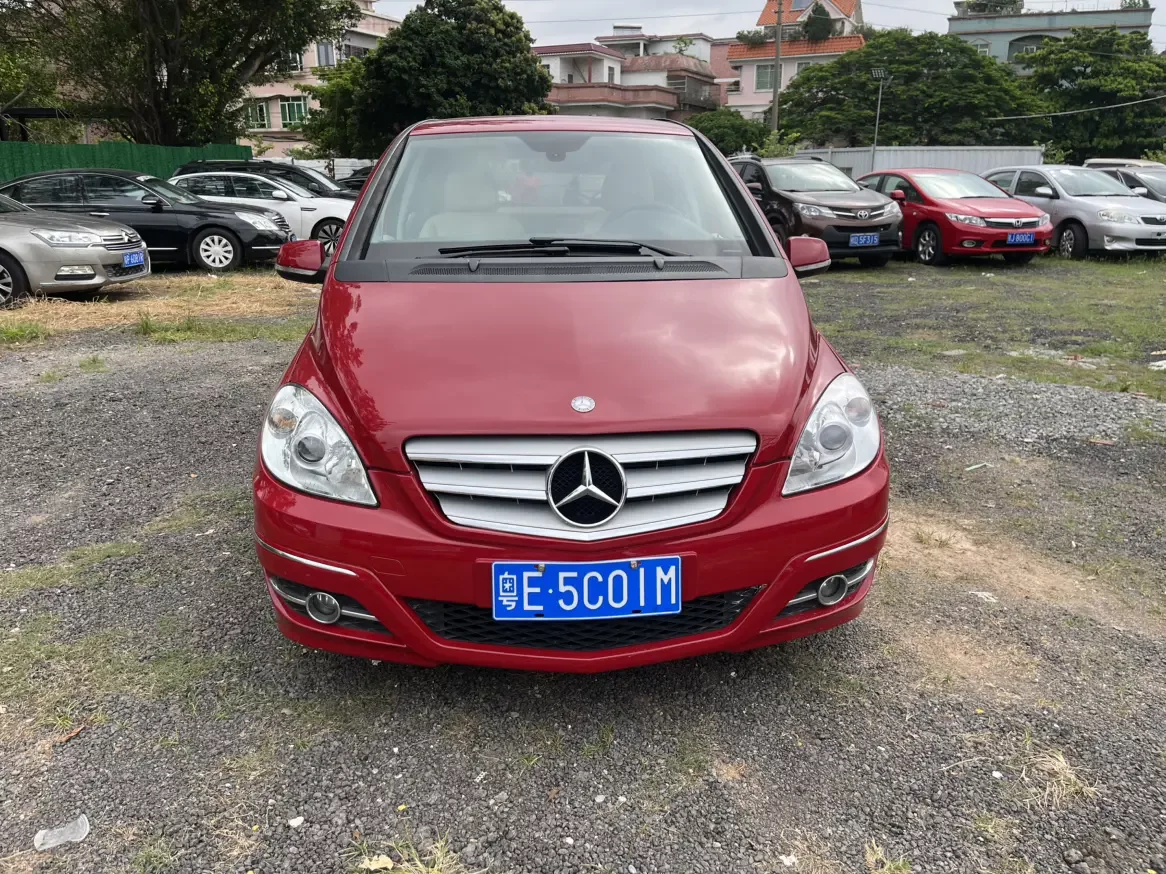 Mercedes-Benz B Class