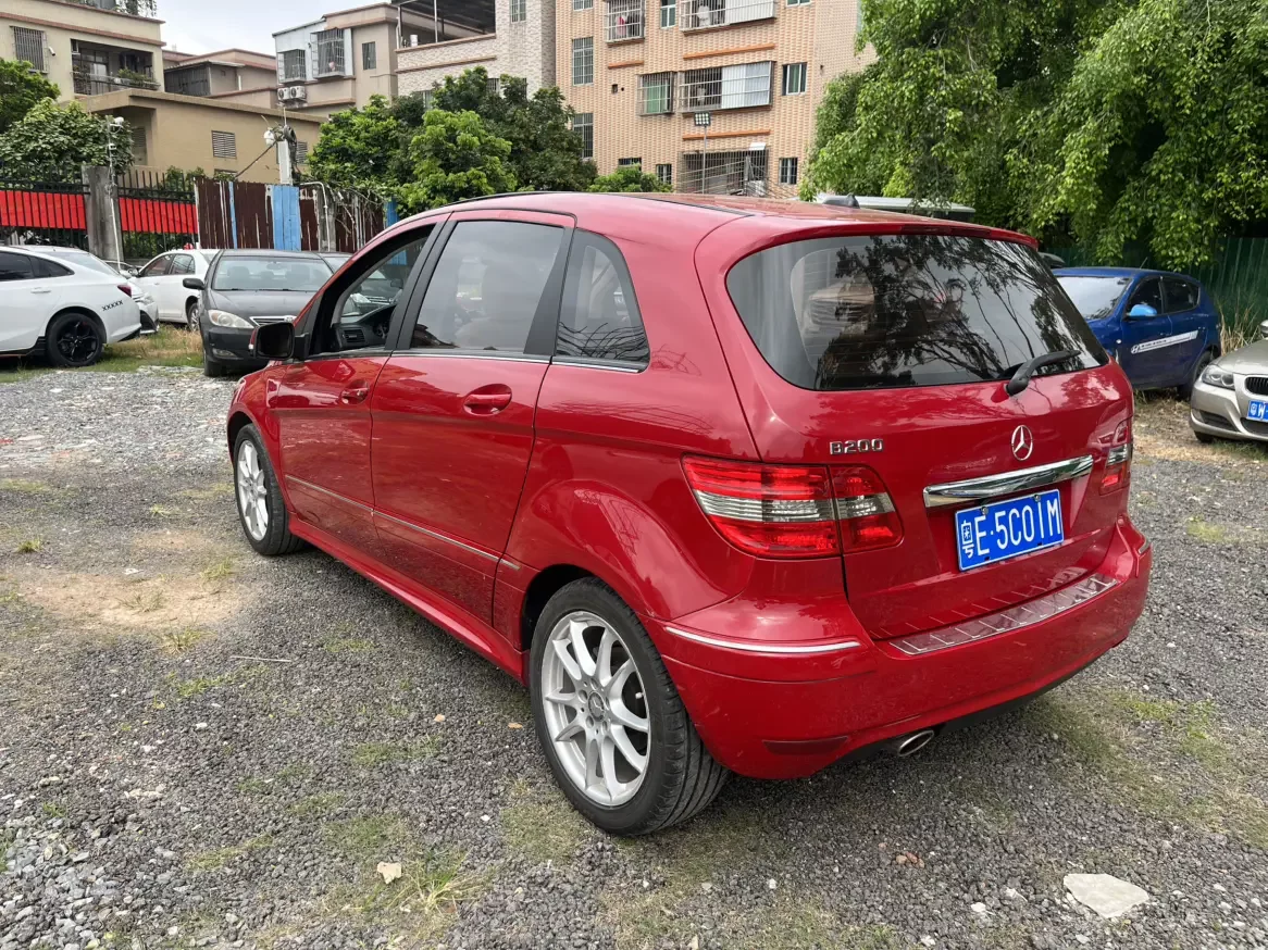 Mercedes-Benz B Class