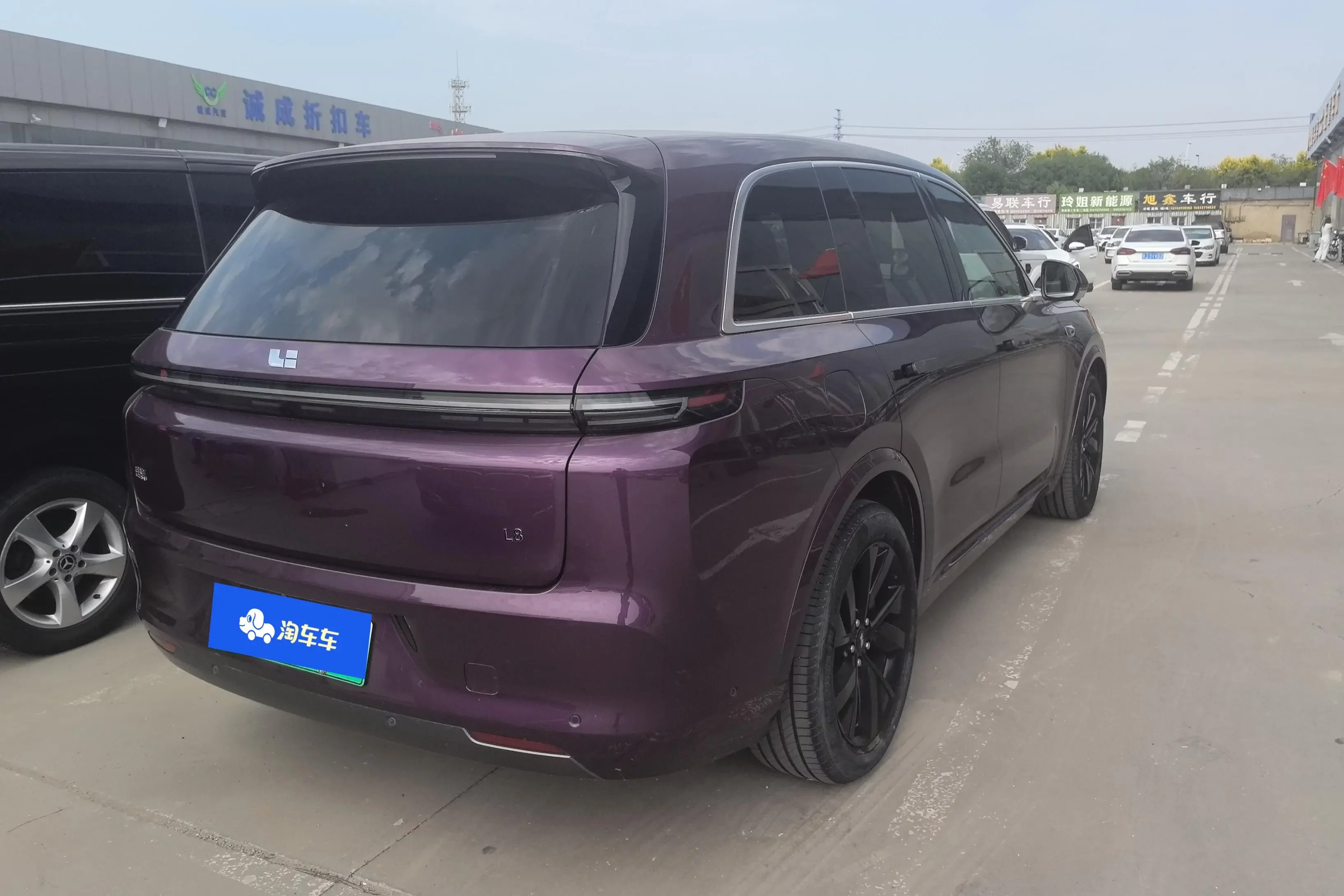 Lixiang L8