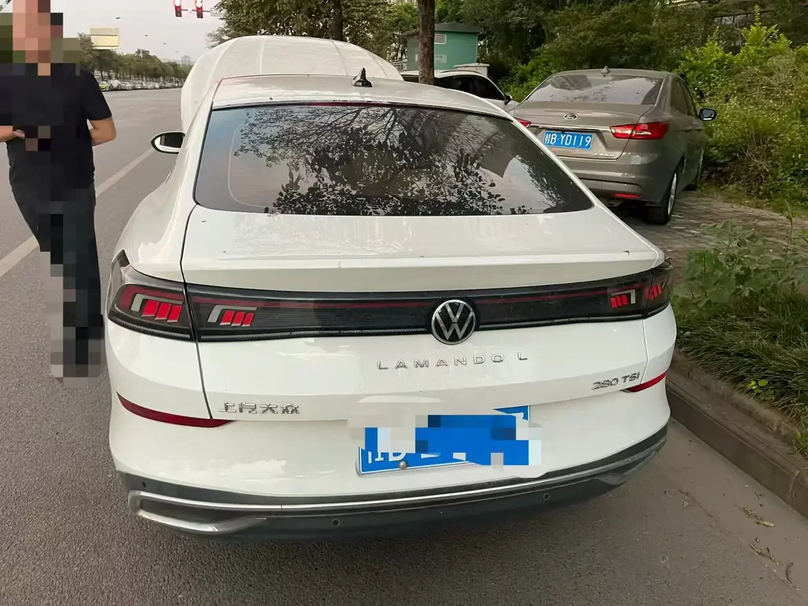 Volkswagen Lamando