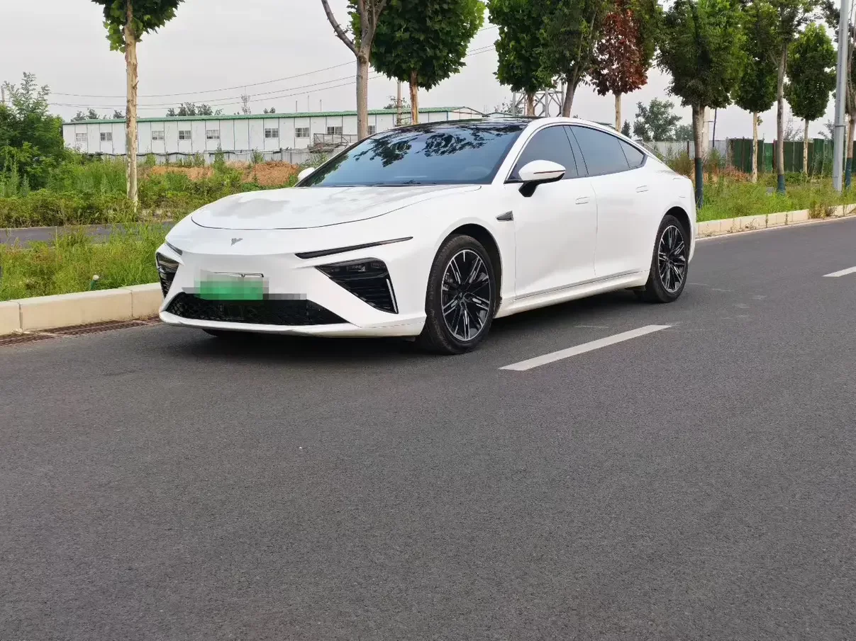 NETA Nezha S