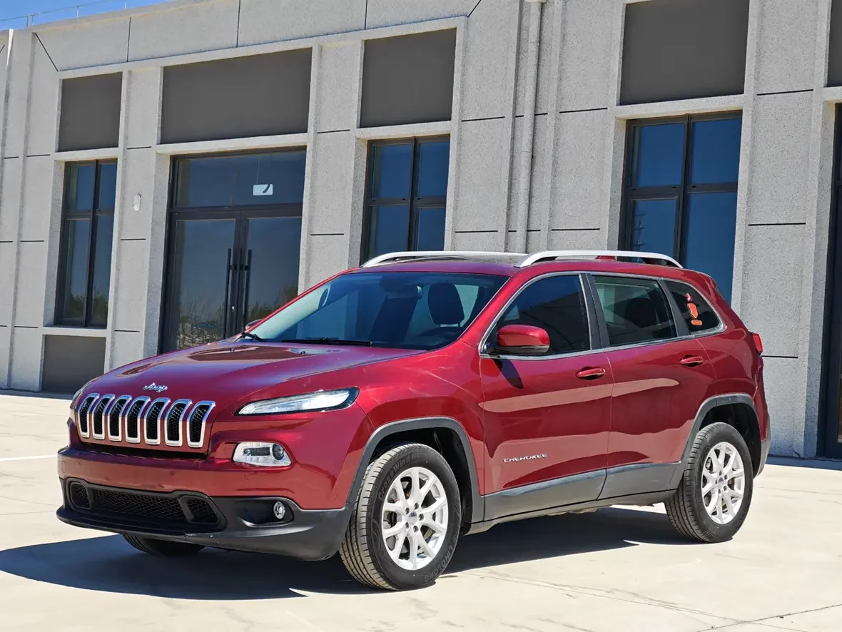 Jeep Cherokee  из Китая