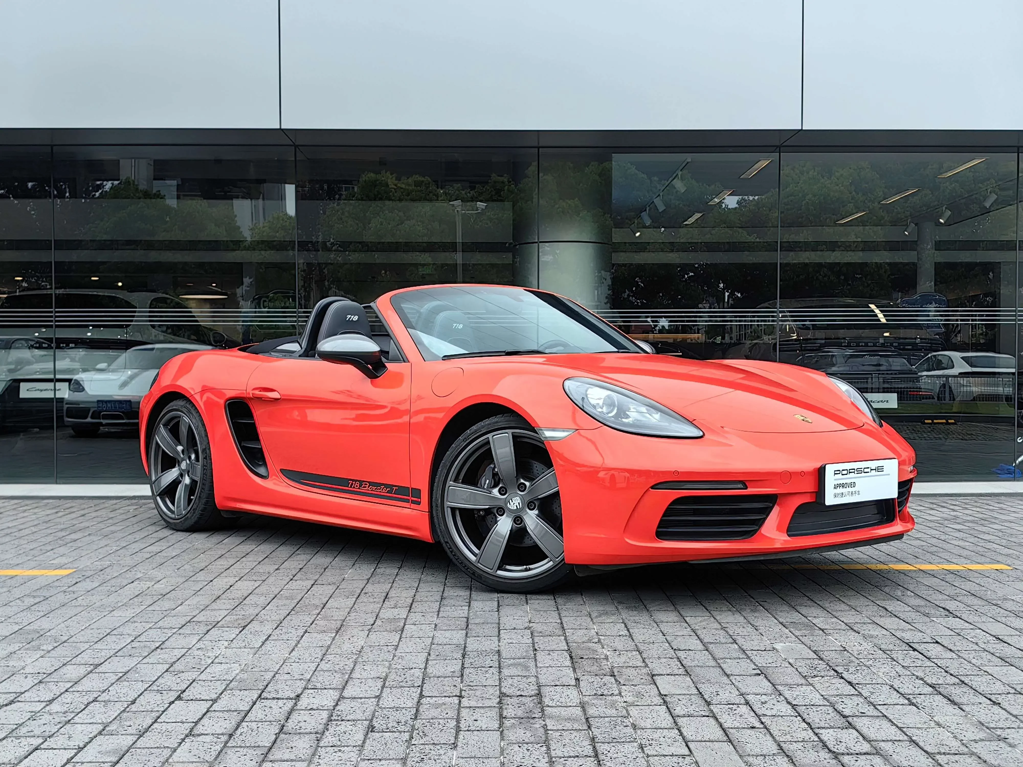 Porsche 718