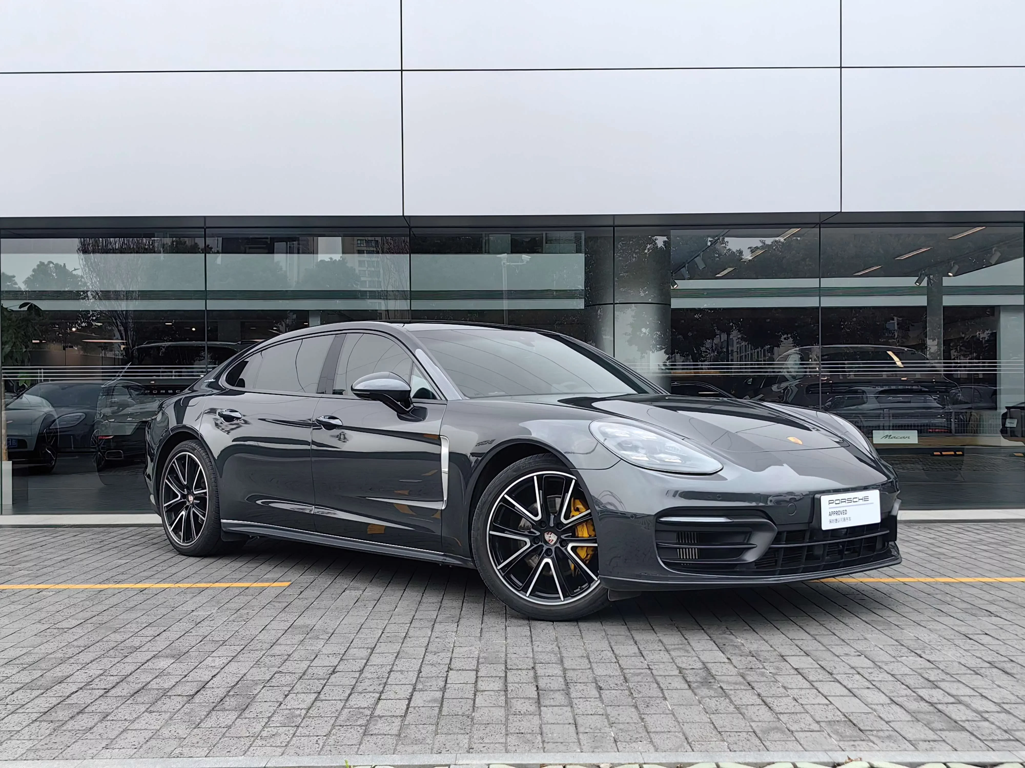 Porsche Panamera