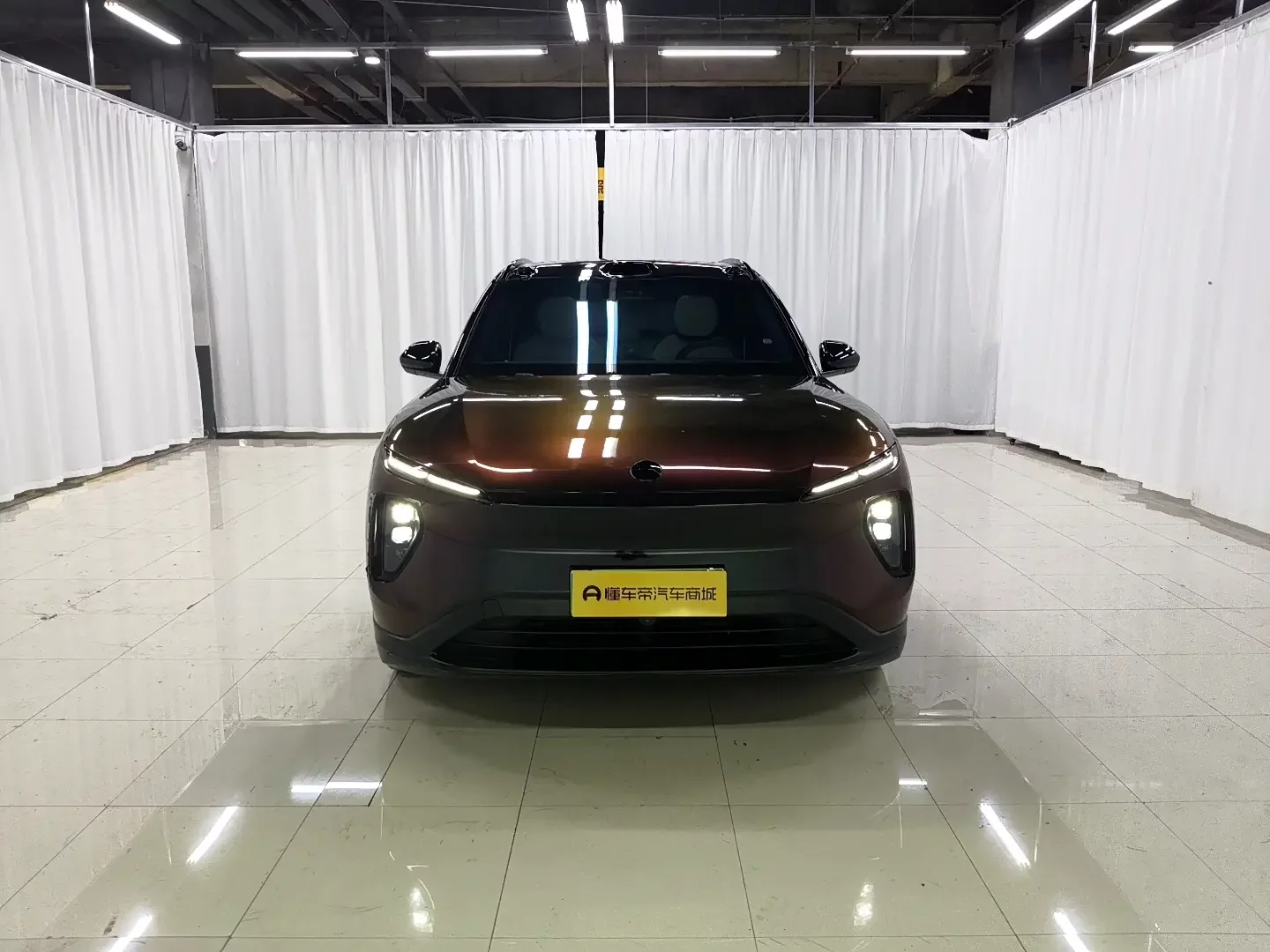 NIO ES6