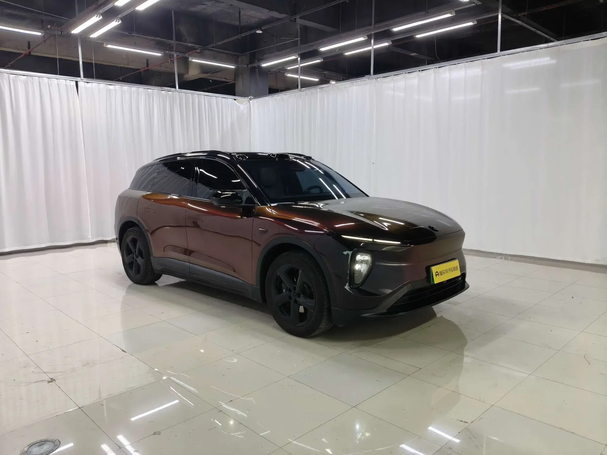 NIO ES6