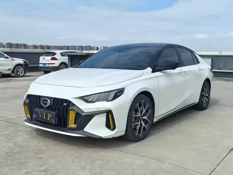 GAC Trumpchi Empow  из Китая