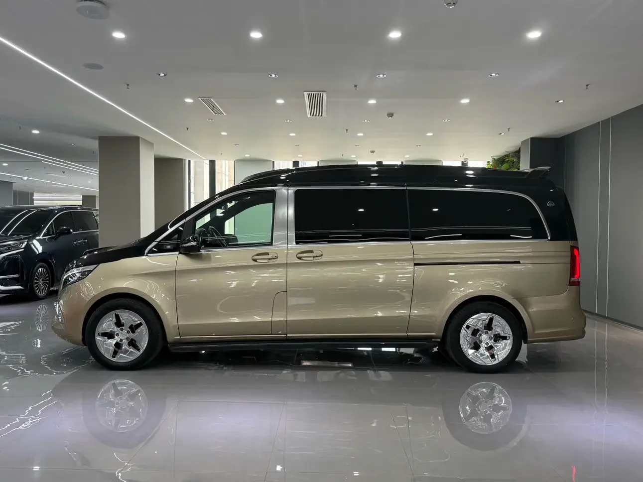 Mercedes-Benz V Class