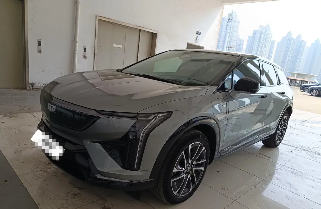 Cadillac IQ Aoge