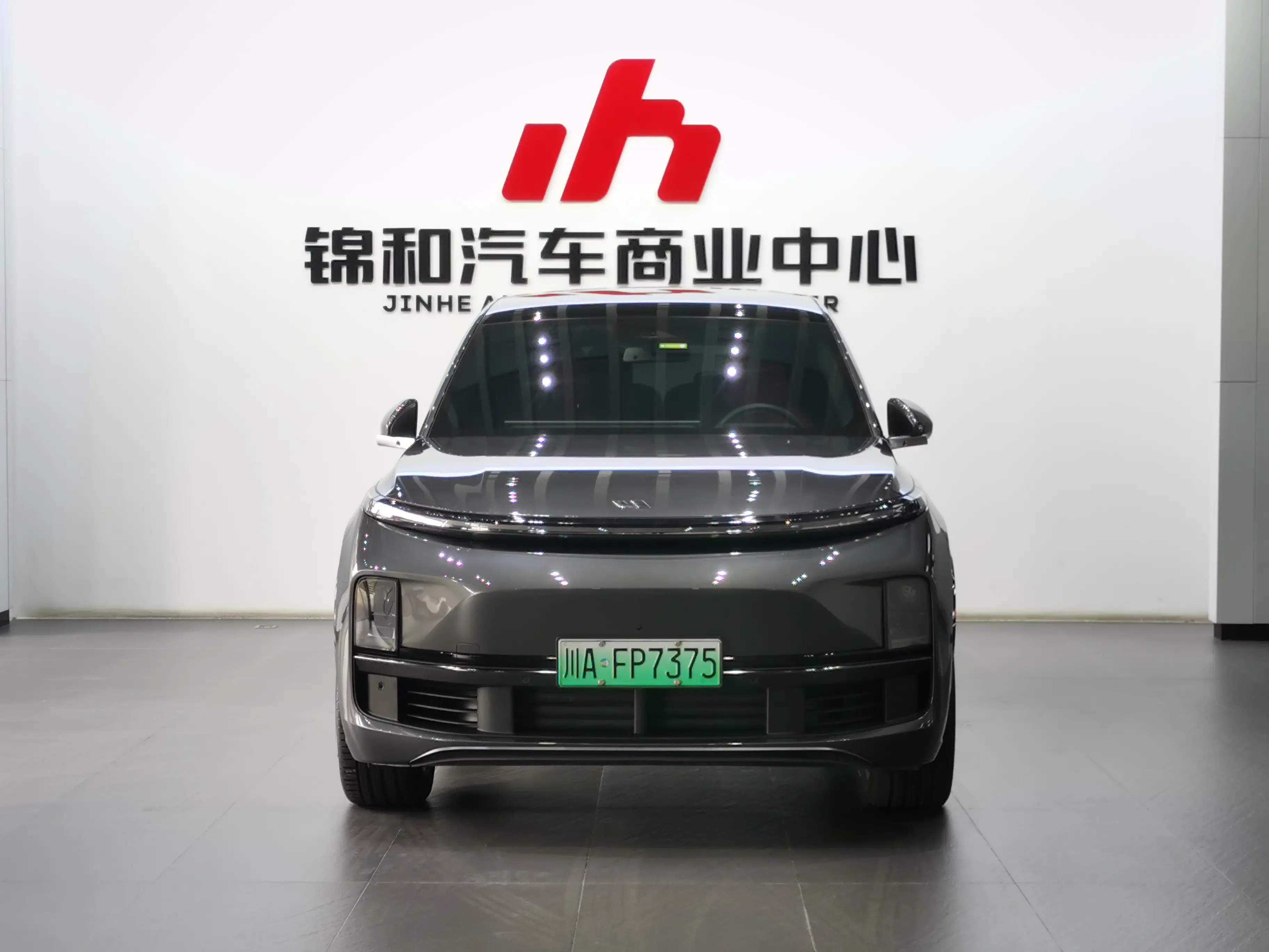 Lixiang L8