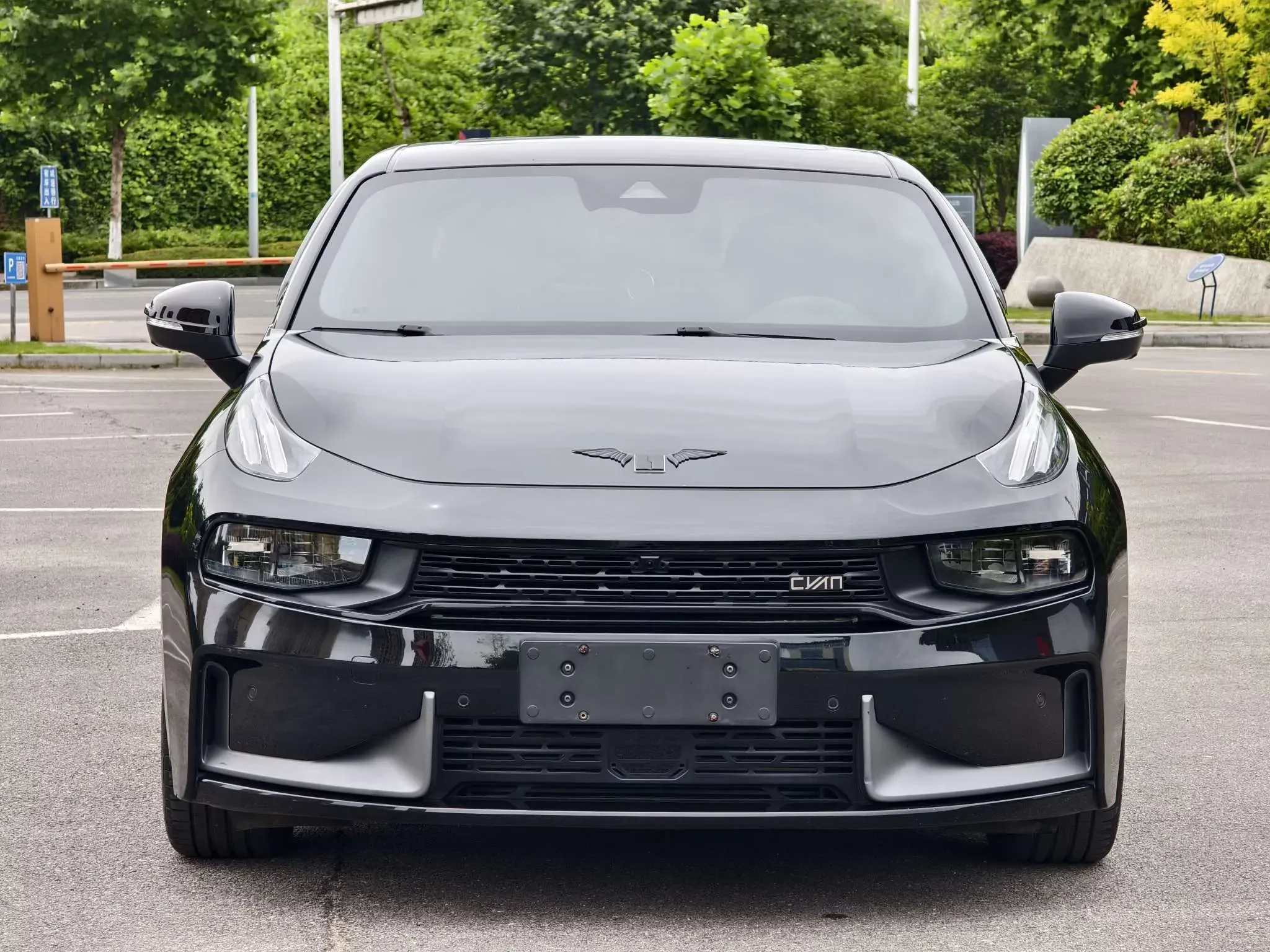 Lynk & Co 03