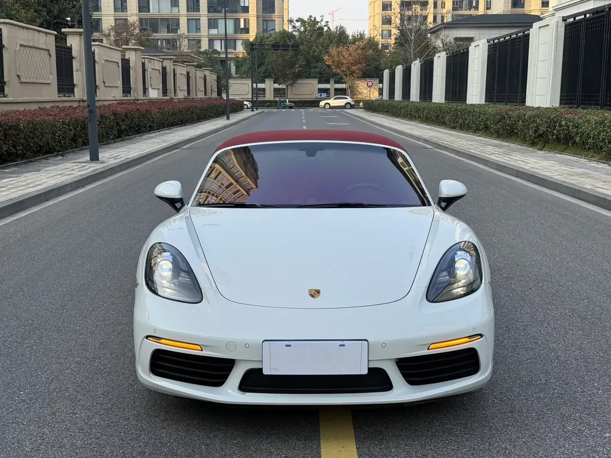 Porsche 718