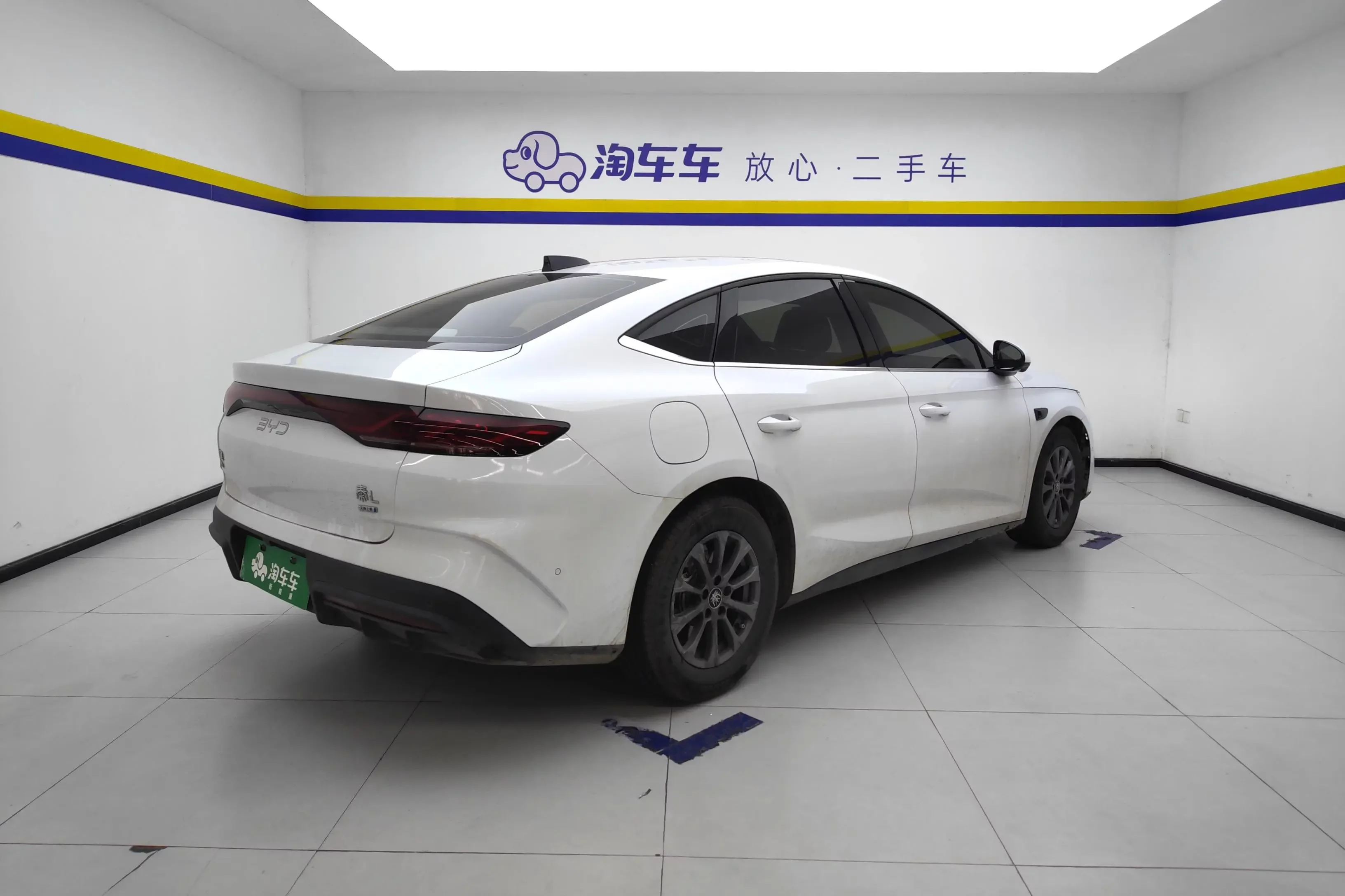 BYD Qin L DM