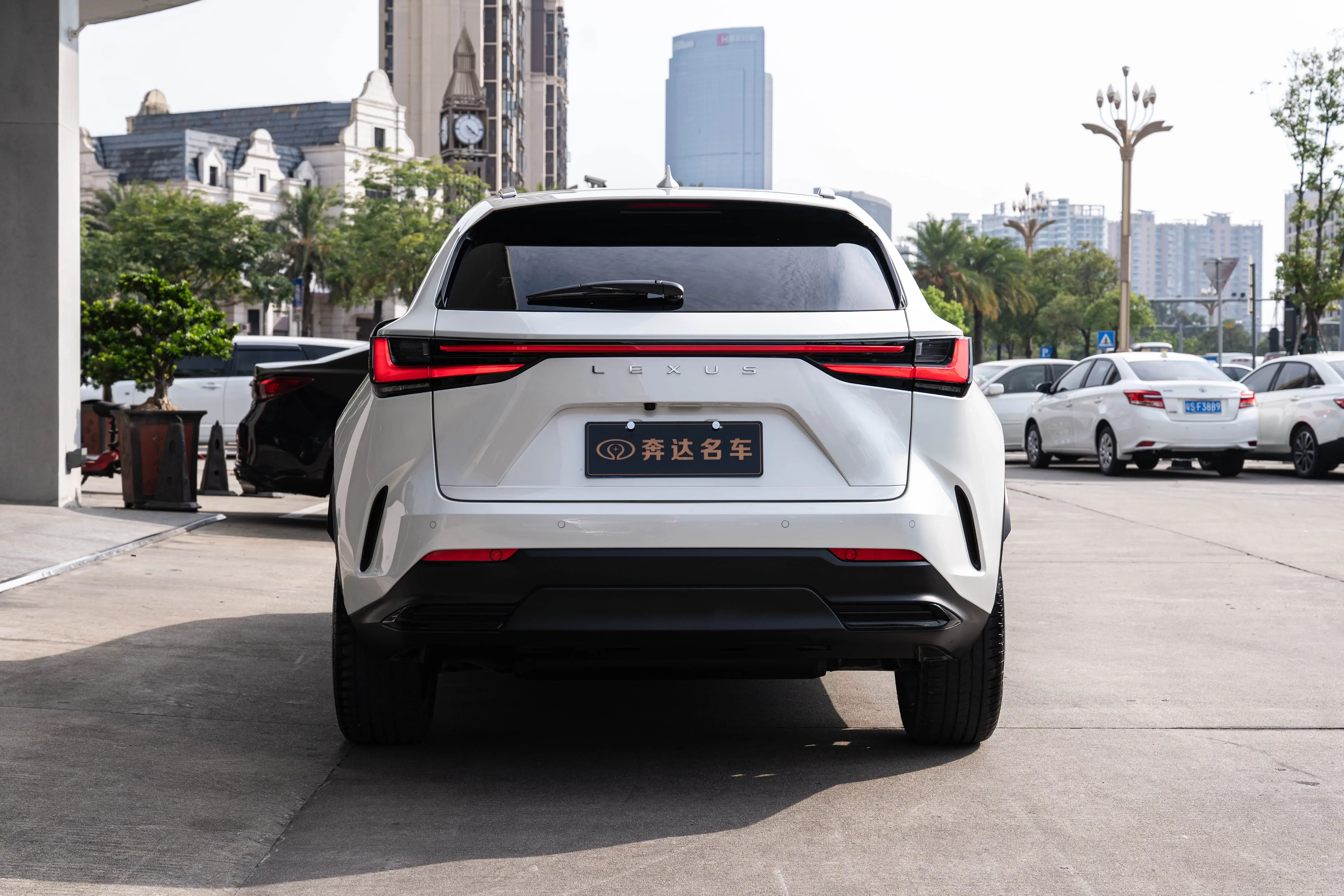 Lexus NX