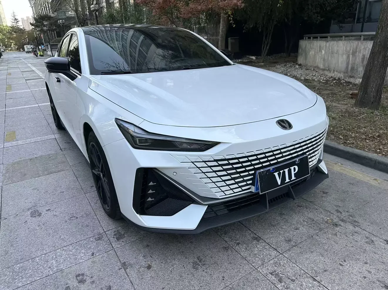 Changan UNI-V