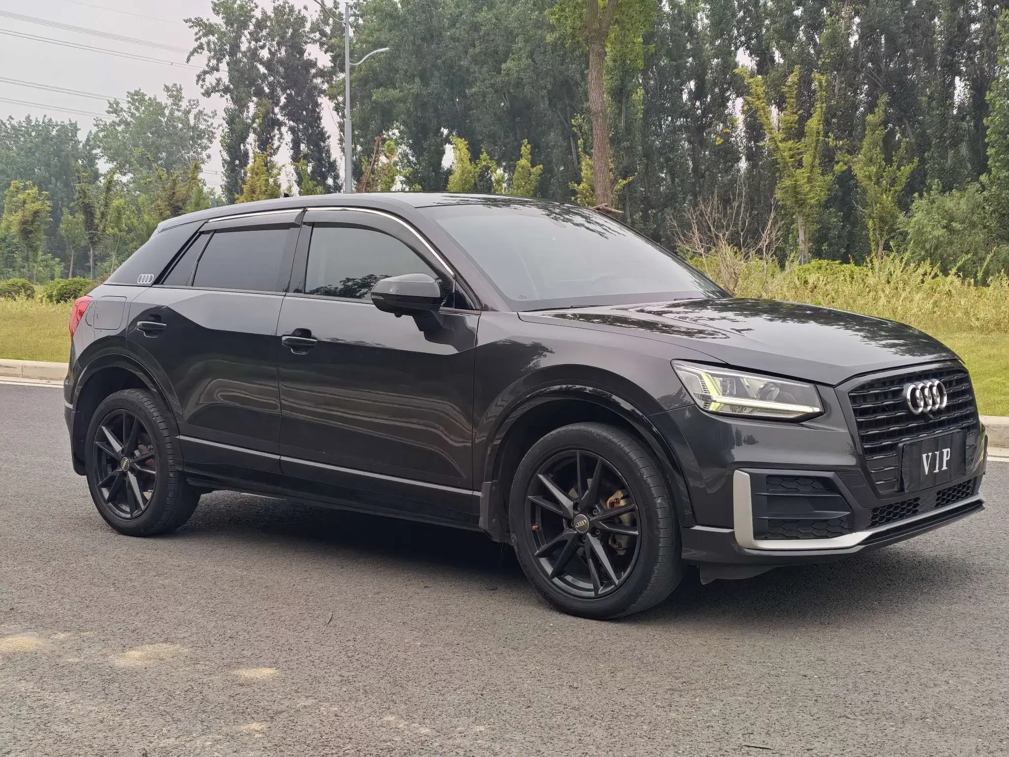Audi Q2L