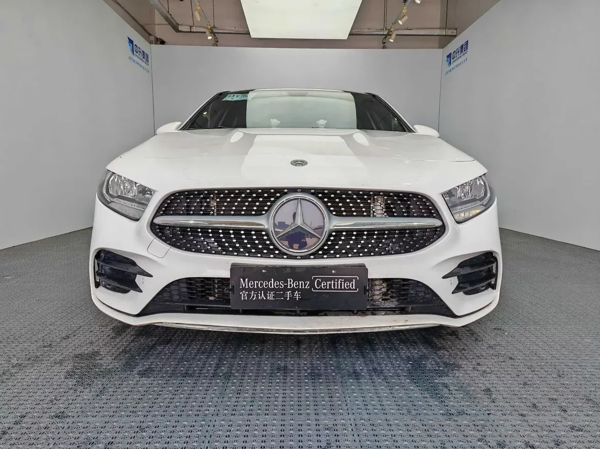 Mercedes-Benz A Class  из Китая