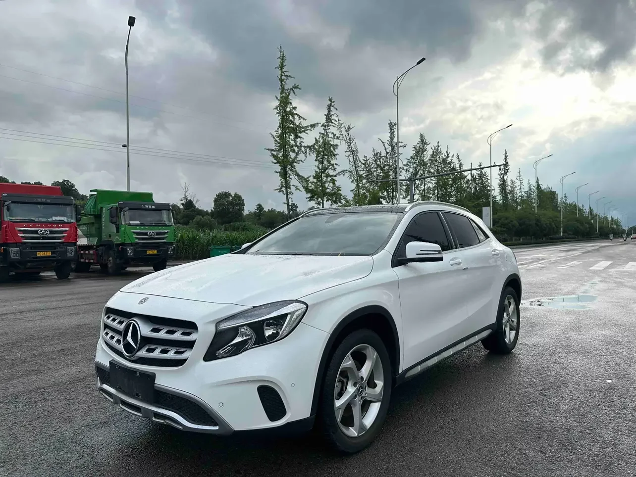 Mercedes-Benz GLA