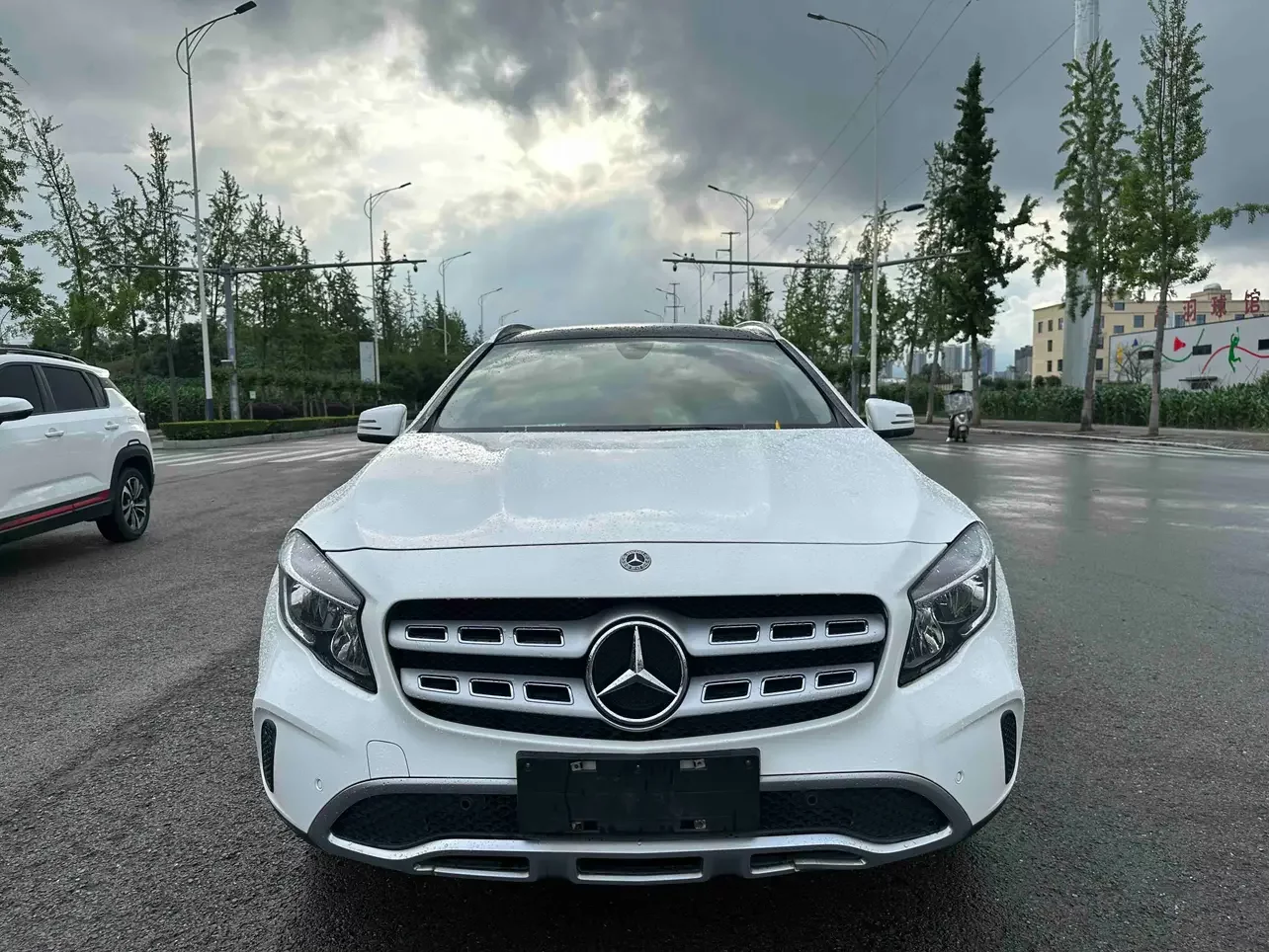 Mercedes-Benz GLA