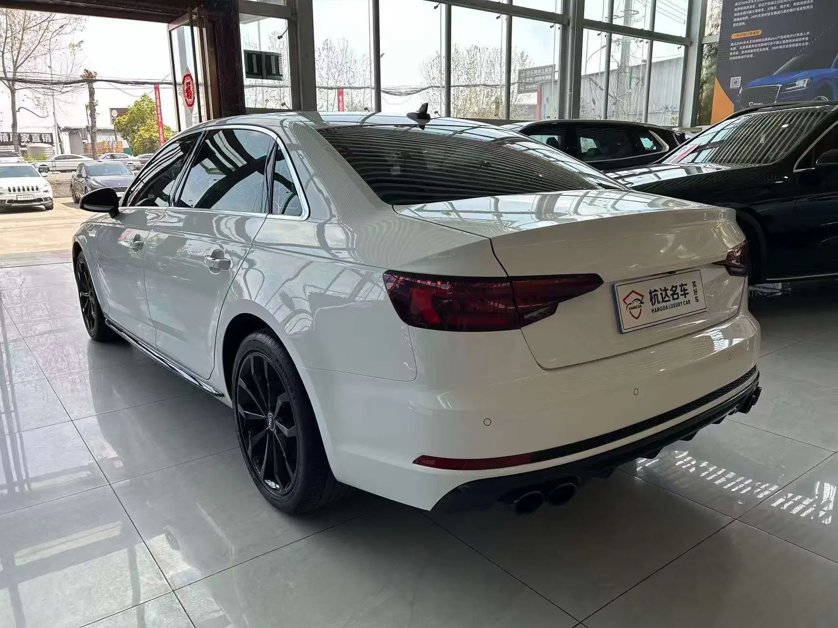 Audi A4L