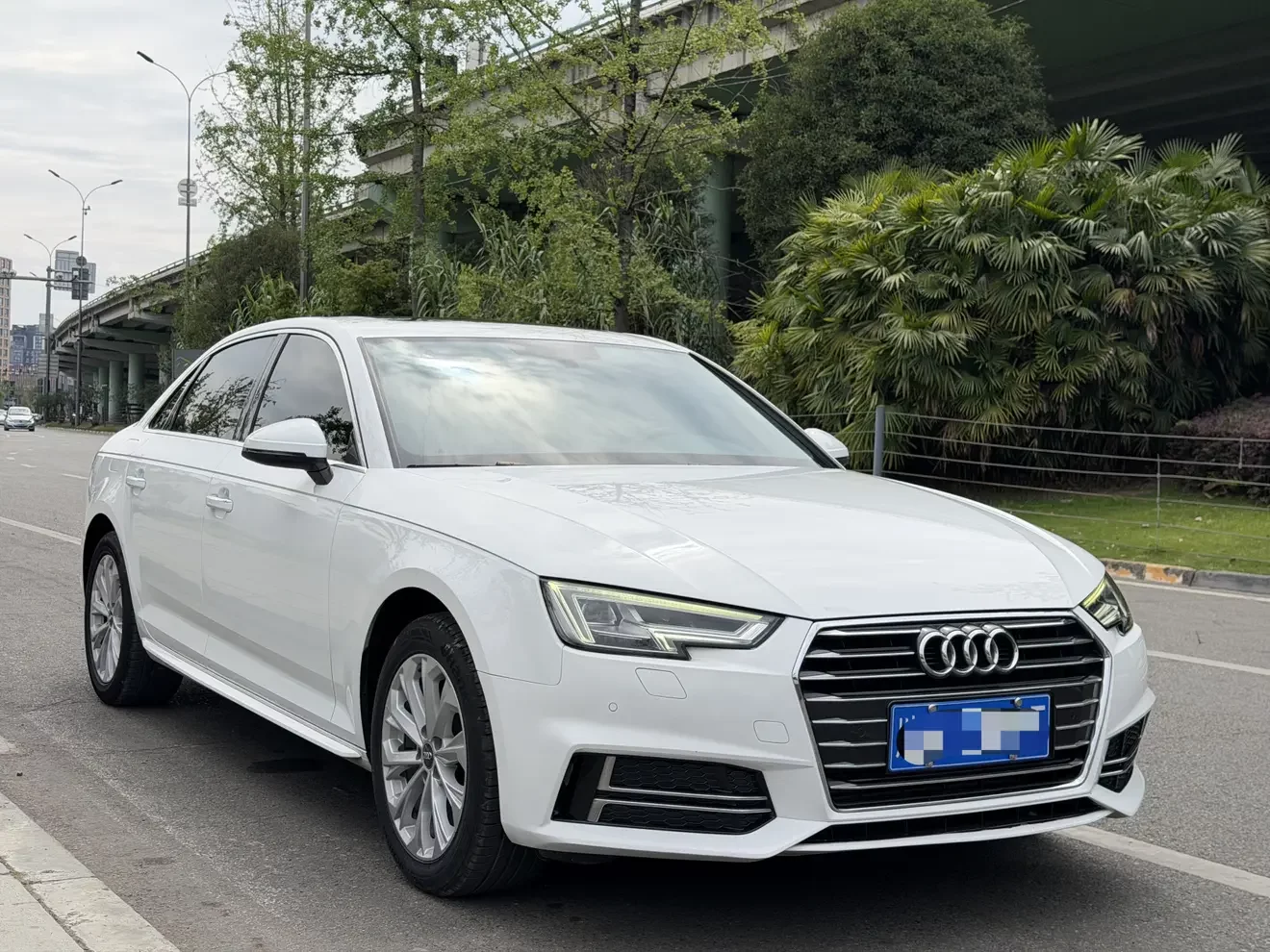Audi A4L