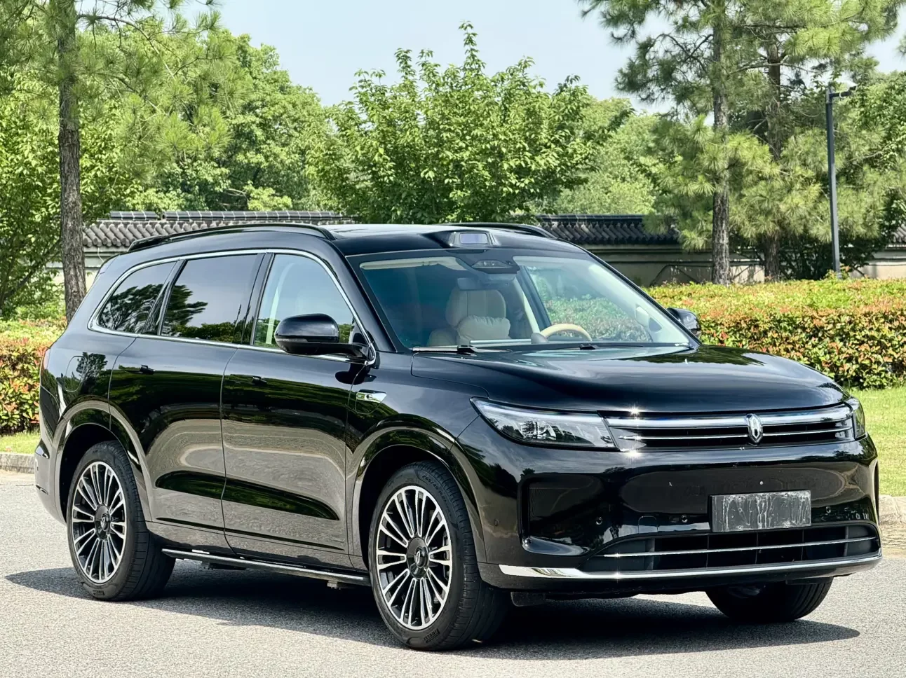 AITO M7