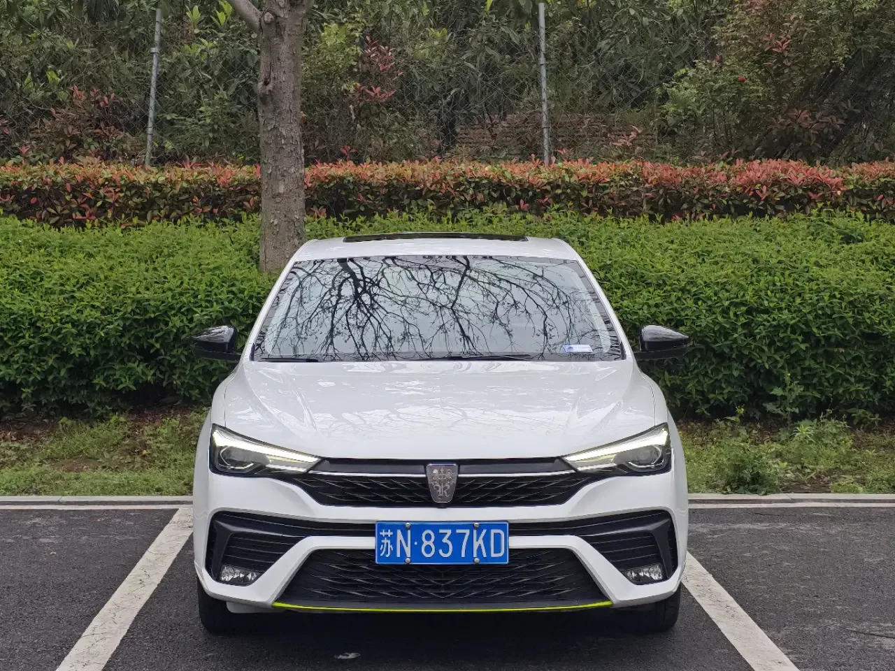 Roewe i5