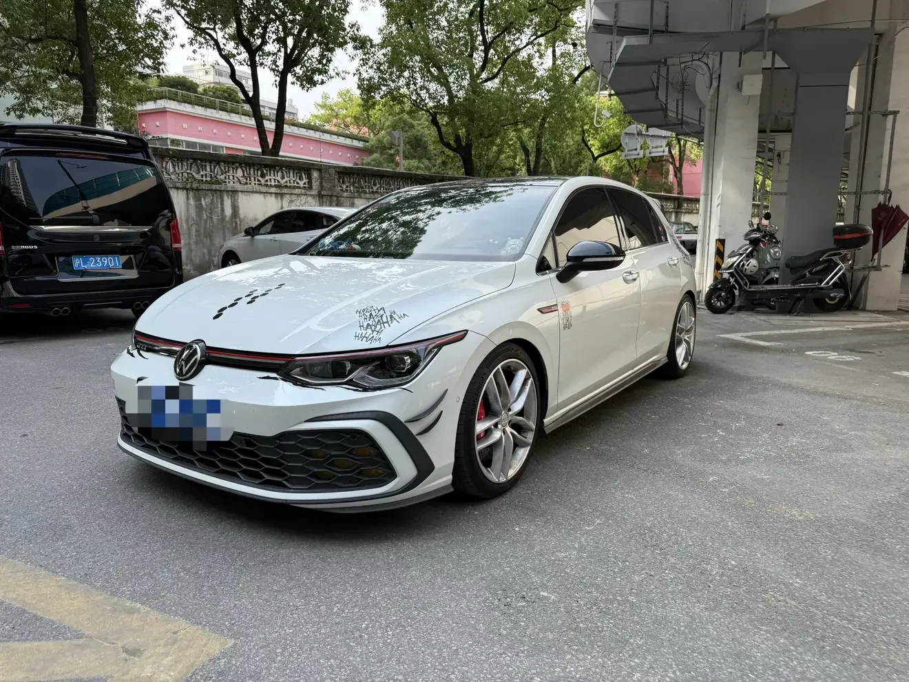 Volkswagen Golf GTI