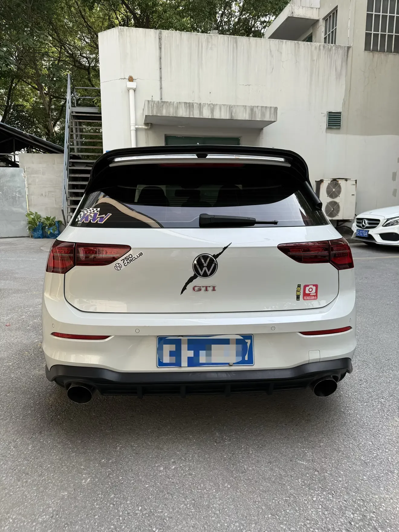 Volkswagen Golf GTI
