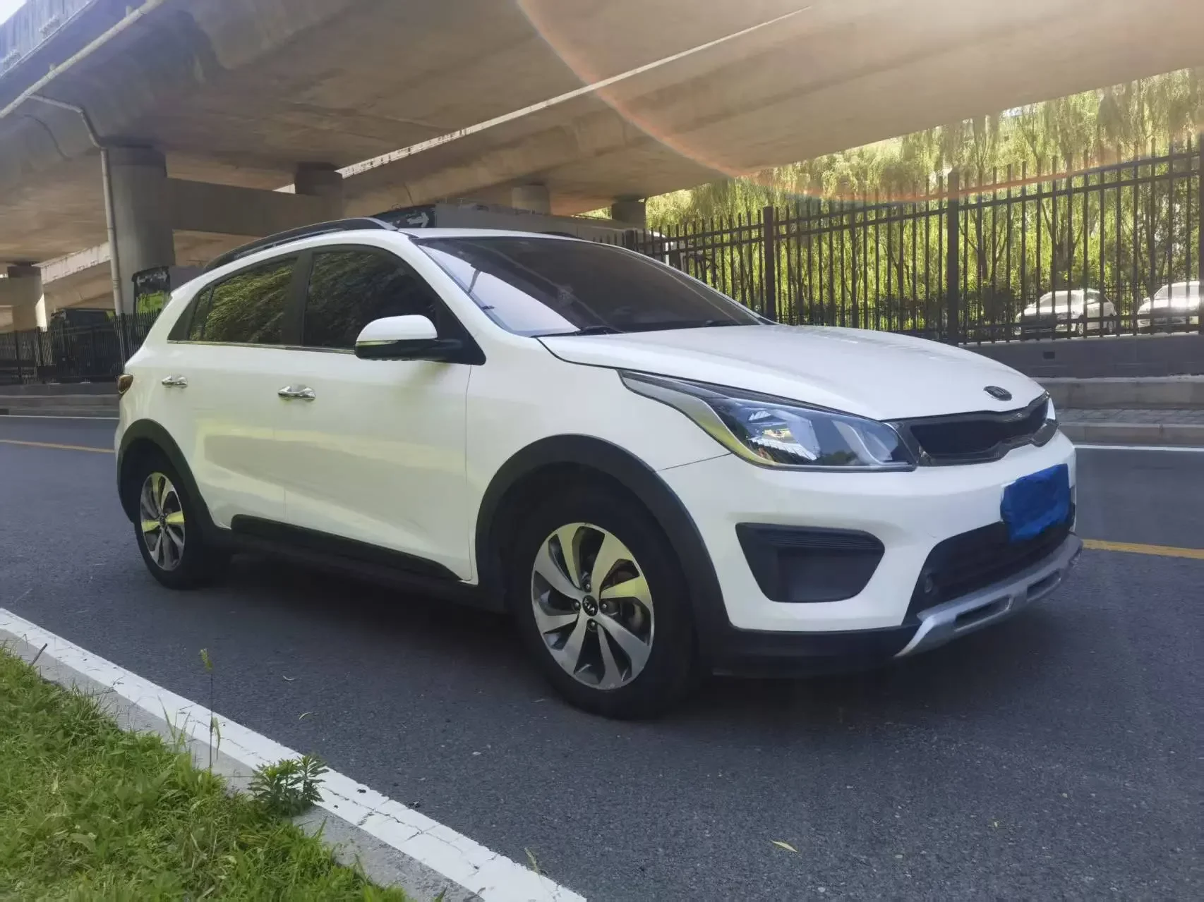 Kia KX CROSS