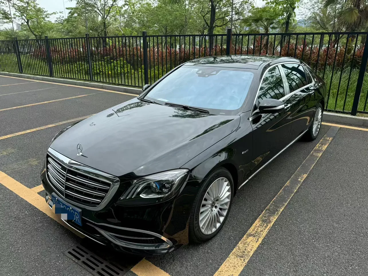 Mercedes-Benz Maybach S-Class