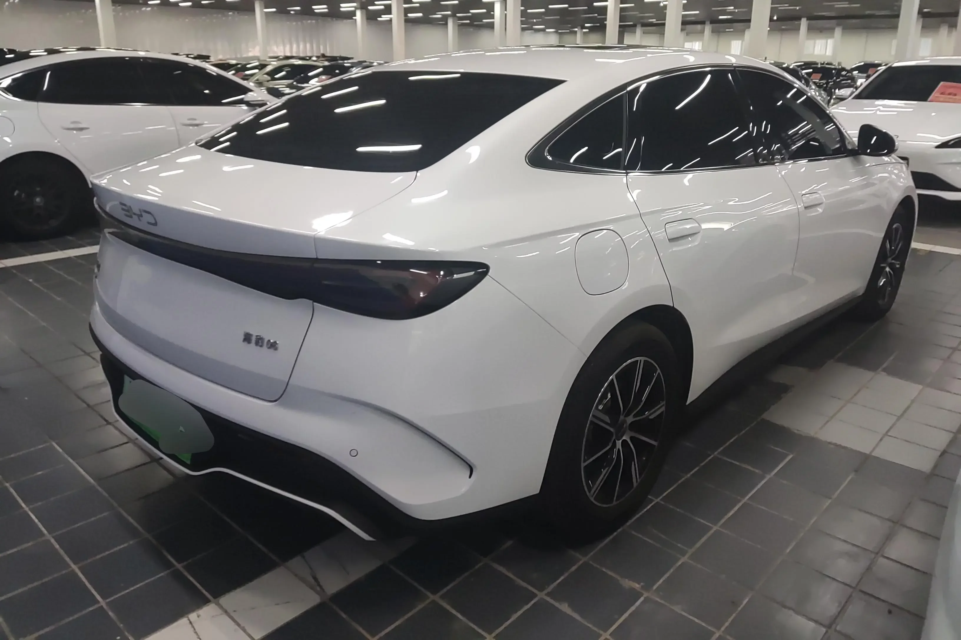 BYD Seal 06DM