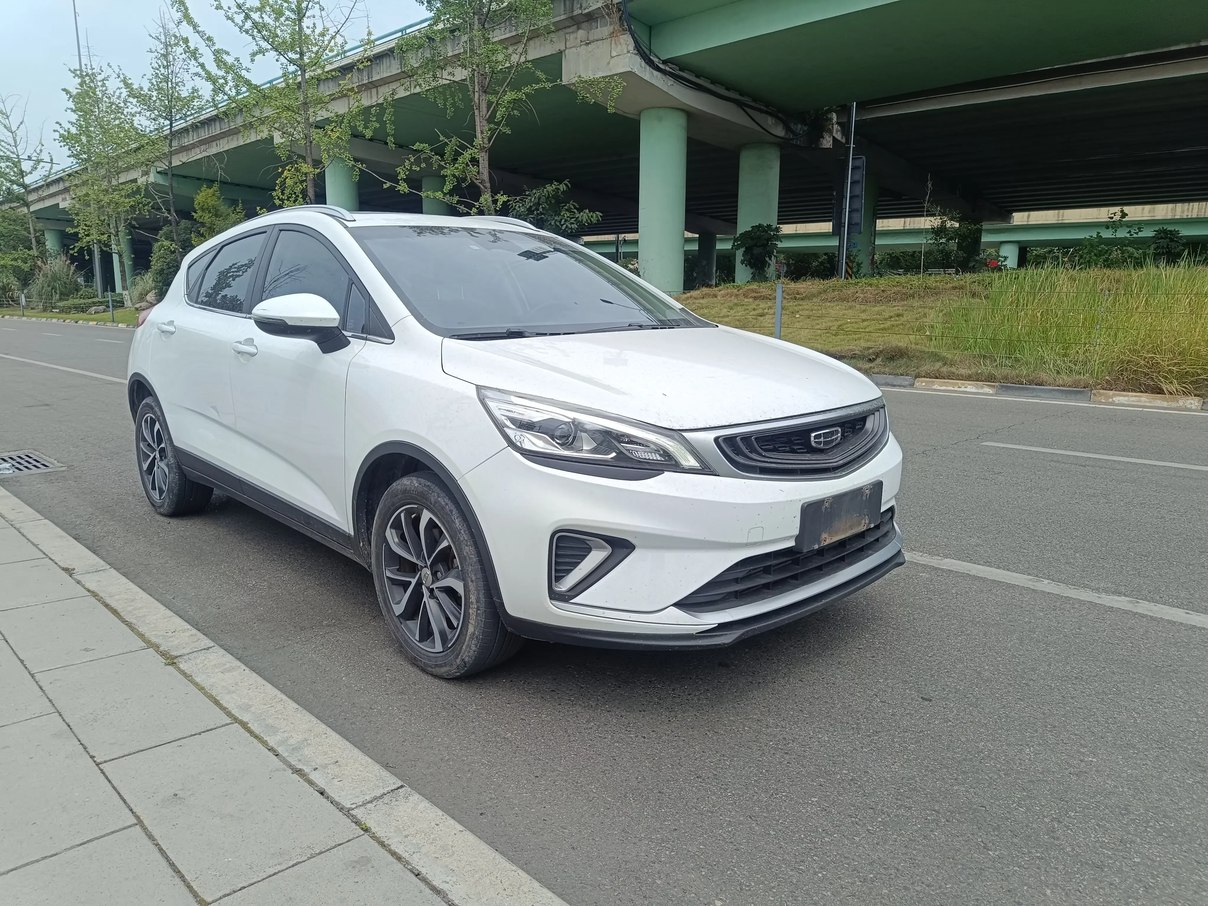 Geely Emgrand GS