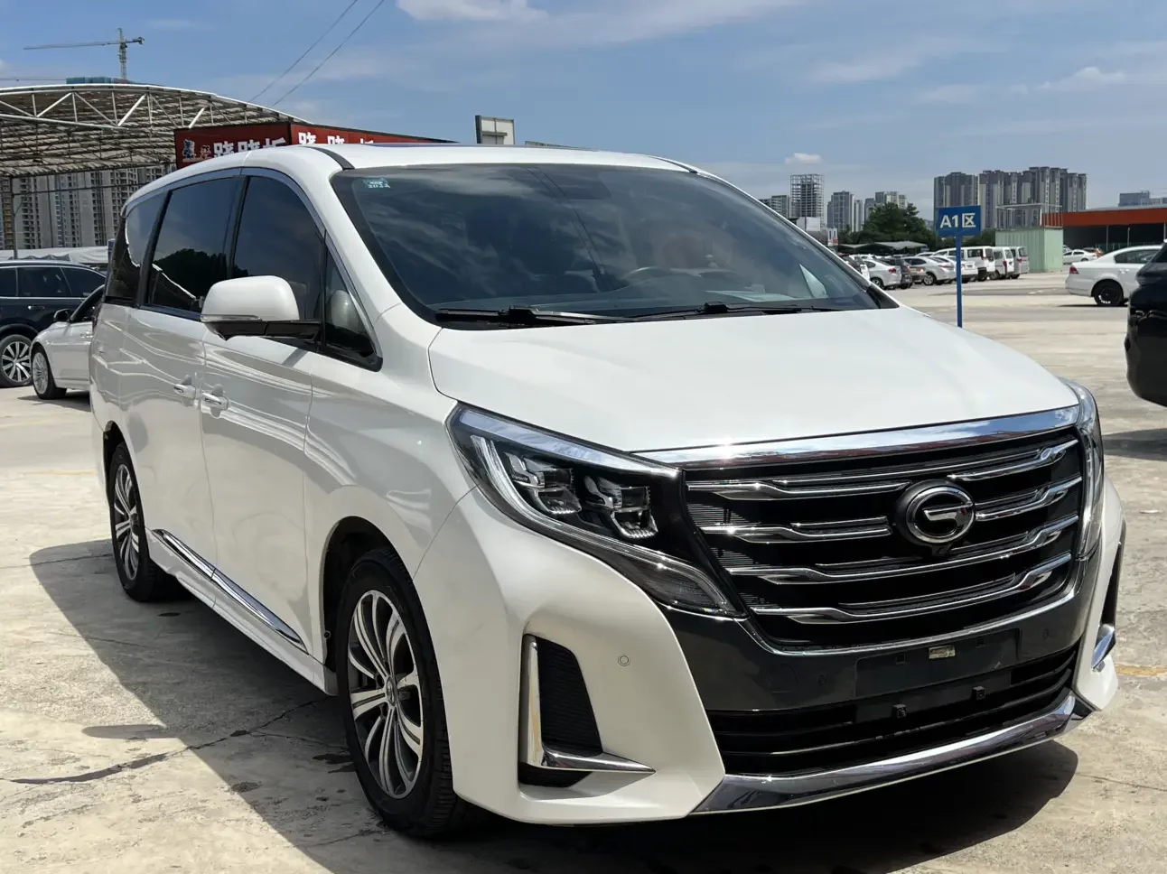 GAC Trumpchi M8