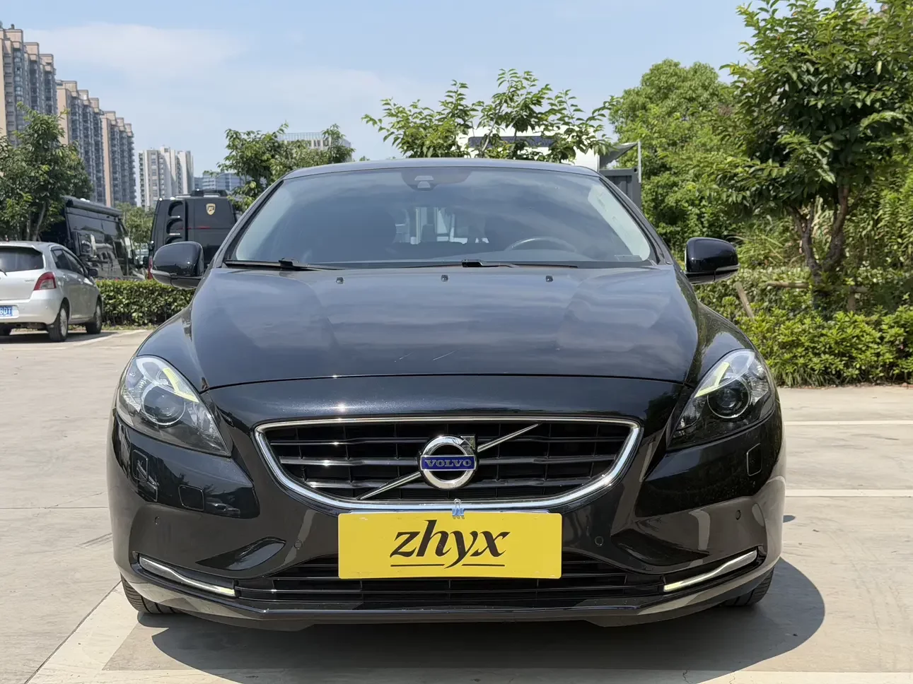 Volvo V40