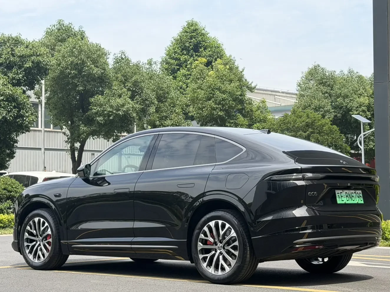 NIO EC6