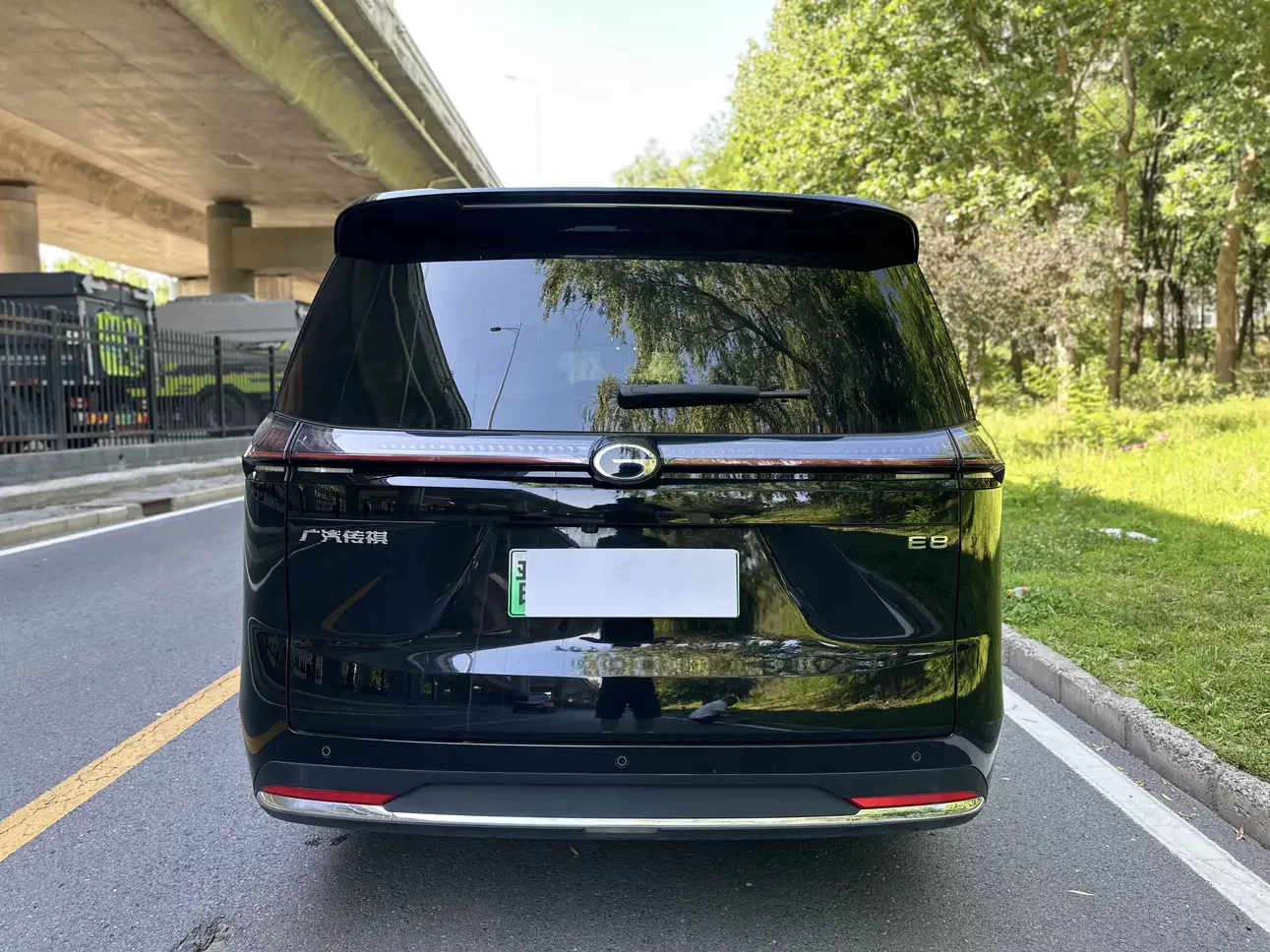 GAC Trumpchi E8 PHEV
