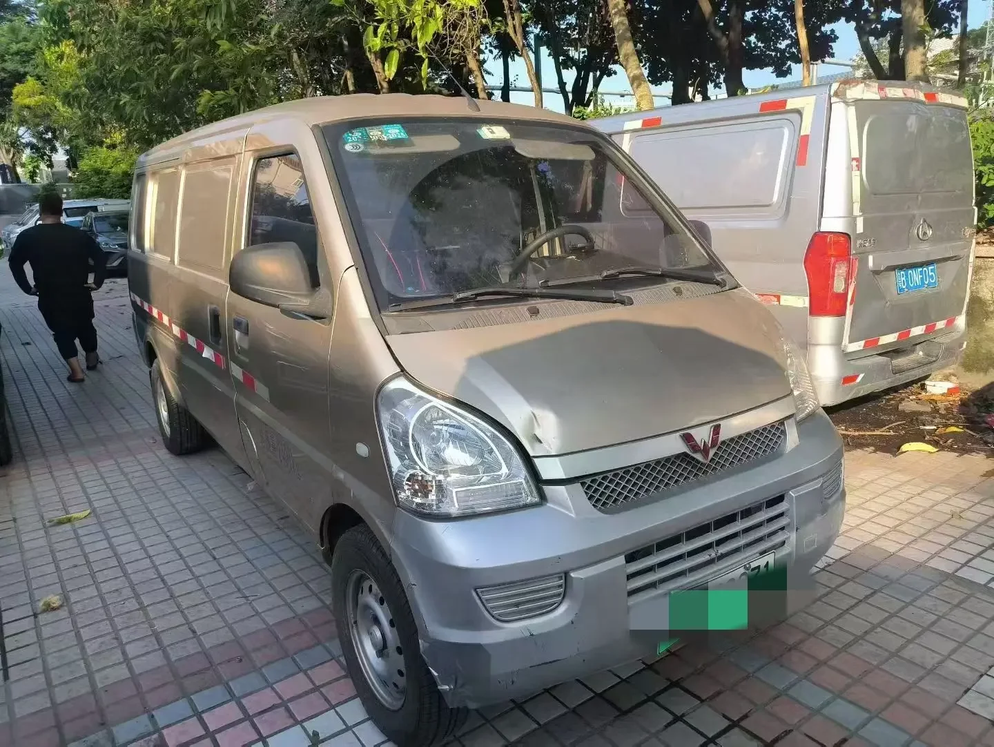 Wuling Rongguang EV