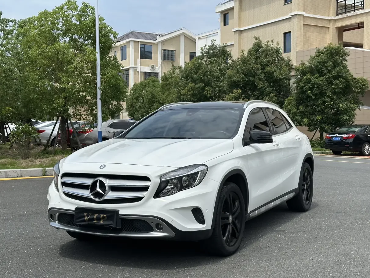 Mercedes-Benz GLA