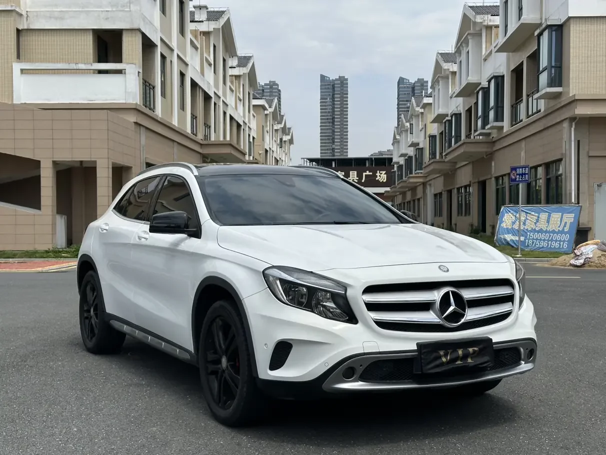 Mercedes-Benz GLA