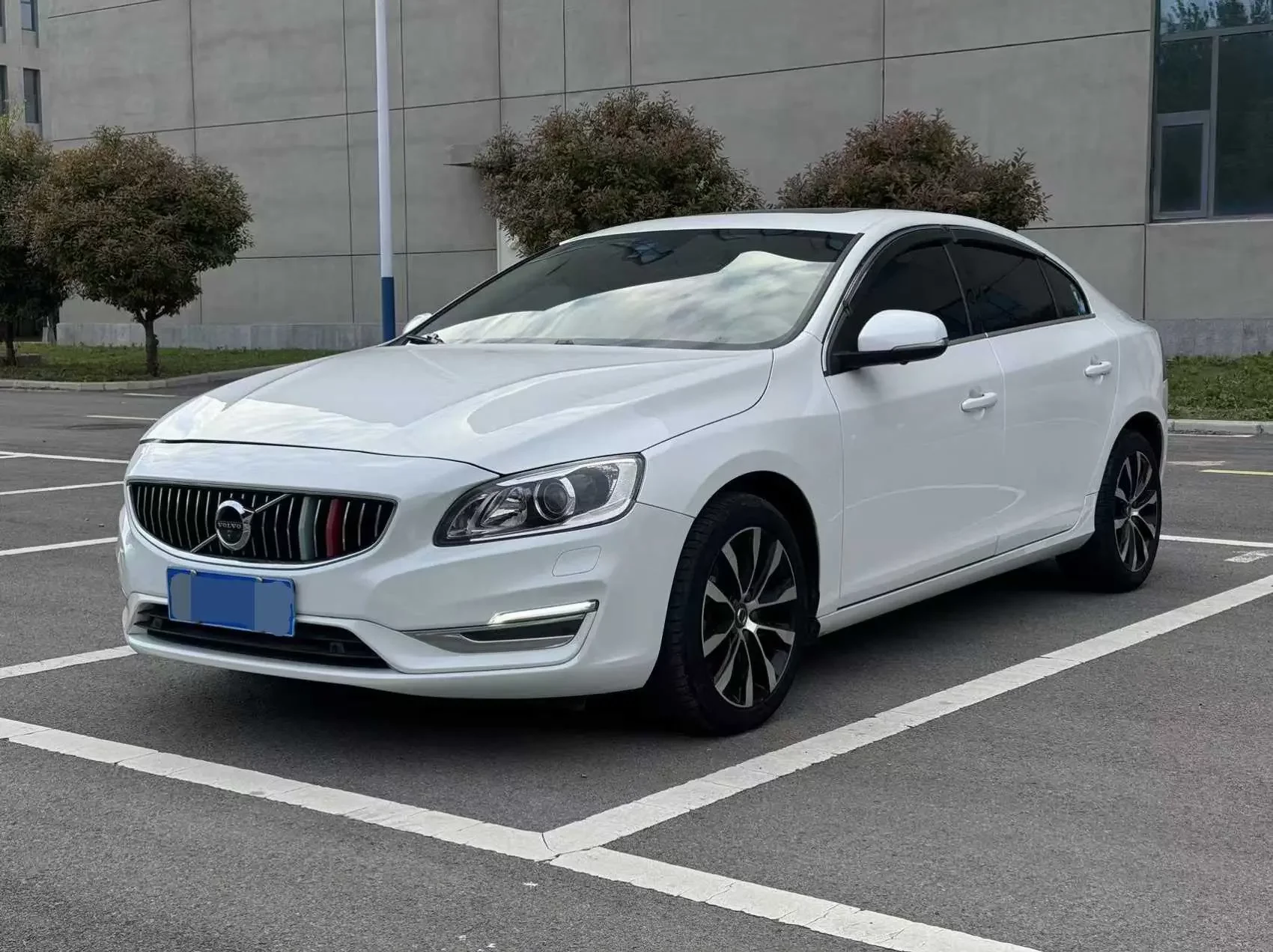 Volvo S60