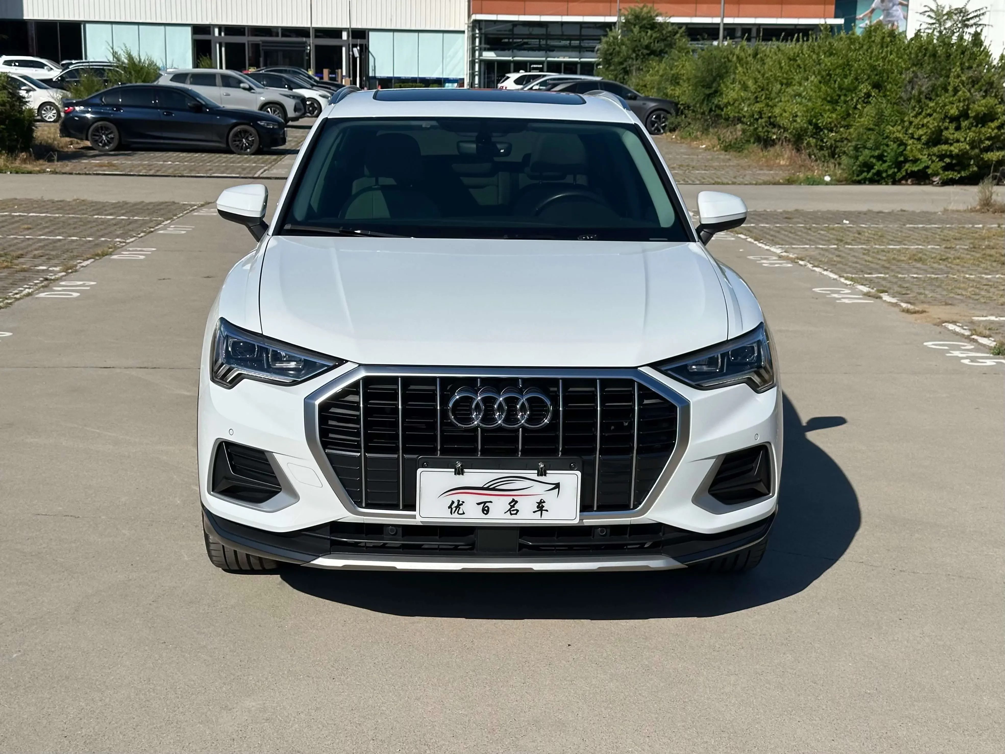 Audi Q3