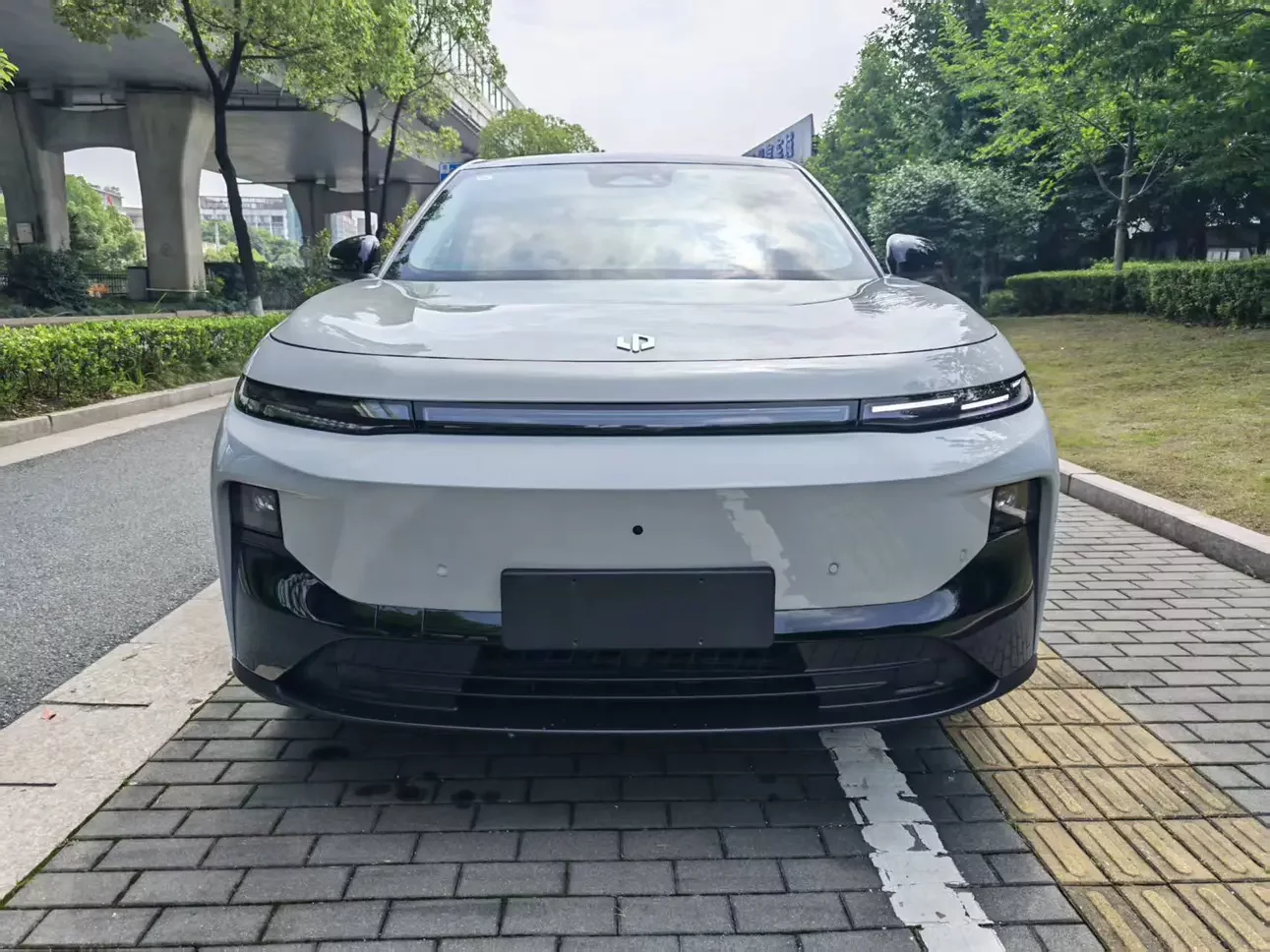 Leapmotor B10
