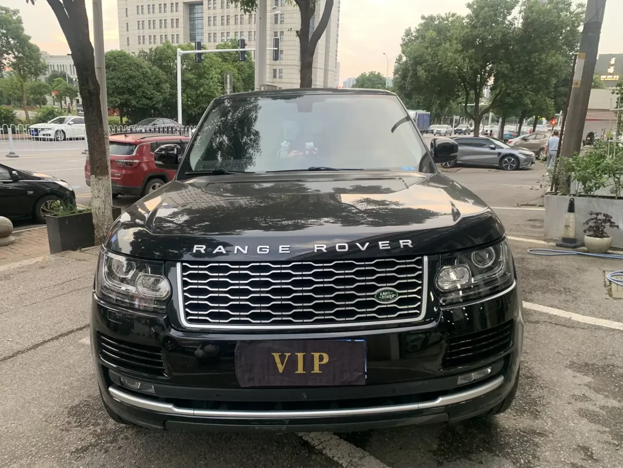 Land Rover range rover