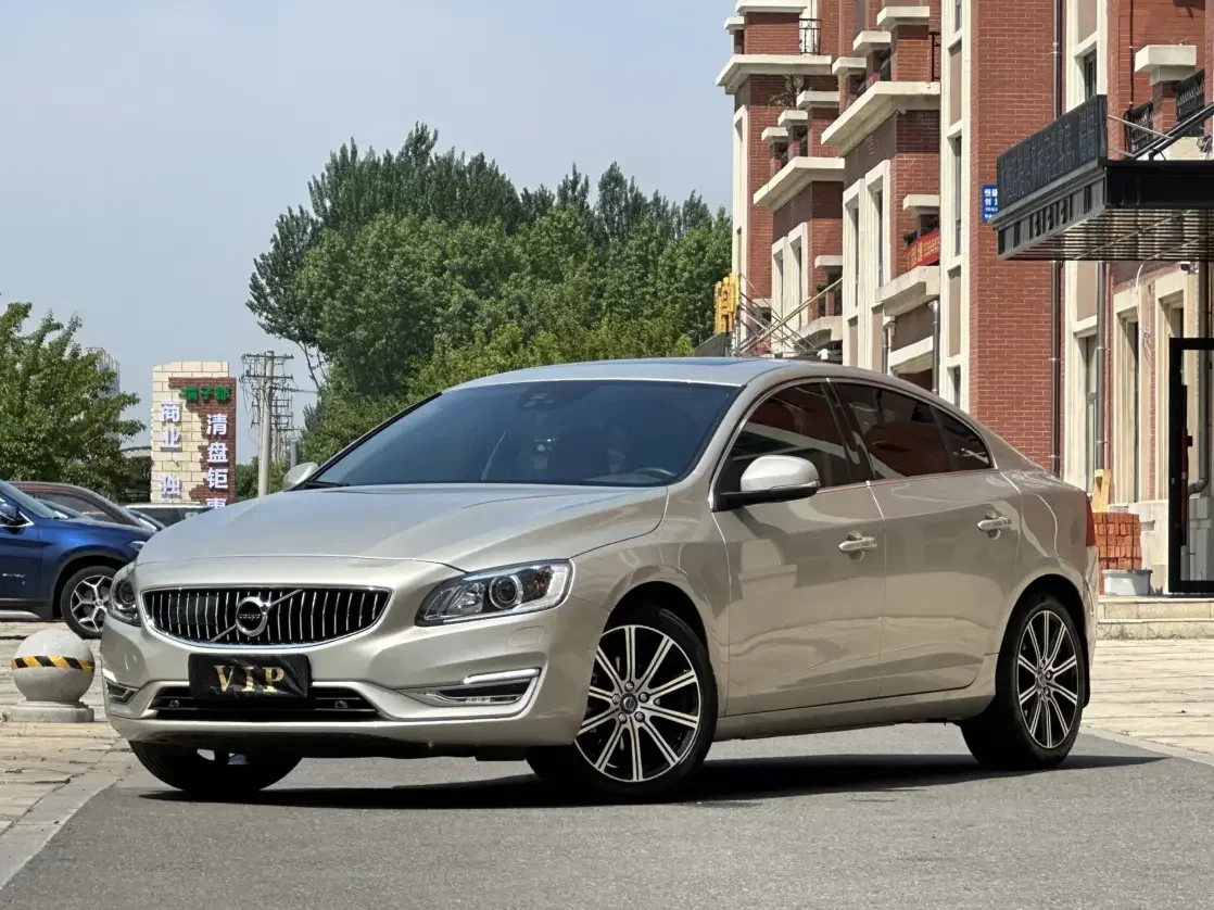 Volvo S60