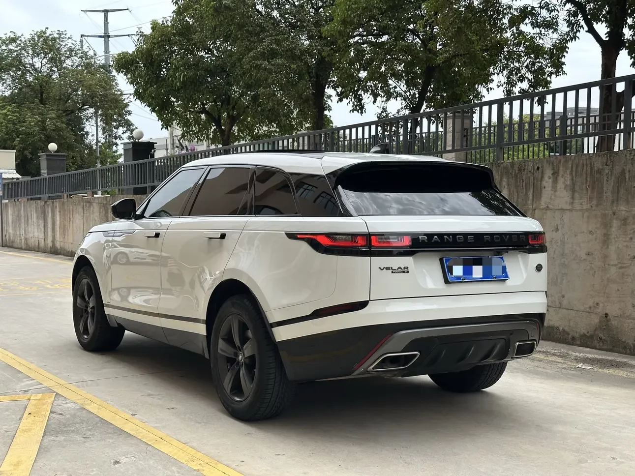Land Rover Range Rover Velar