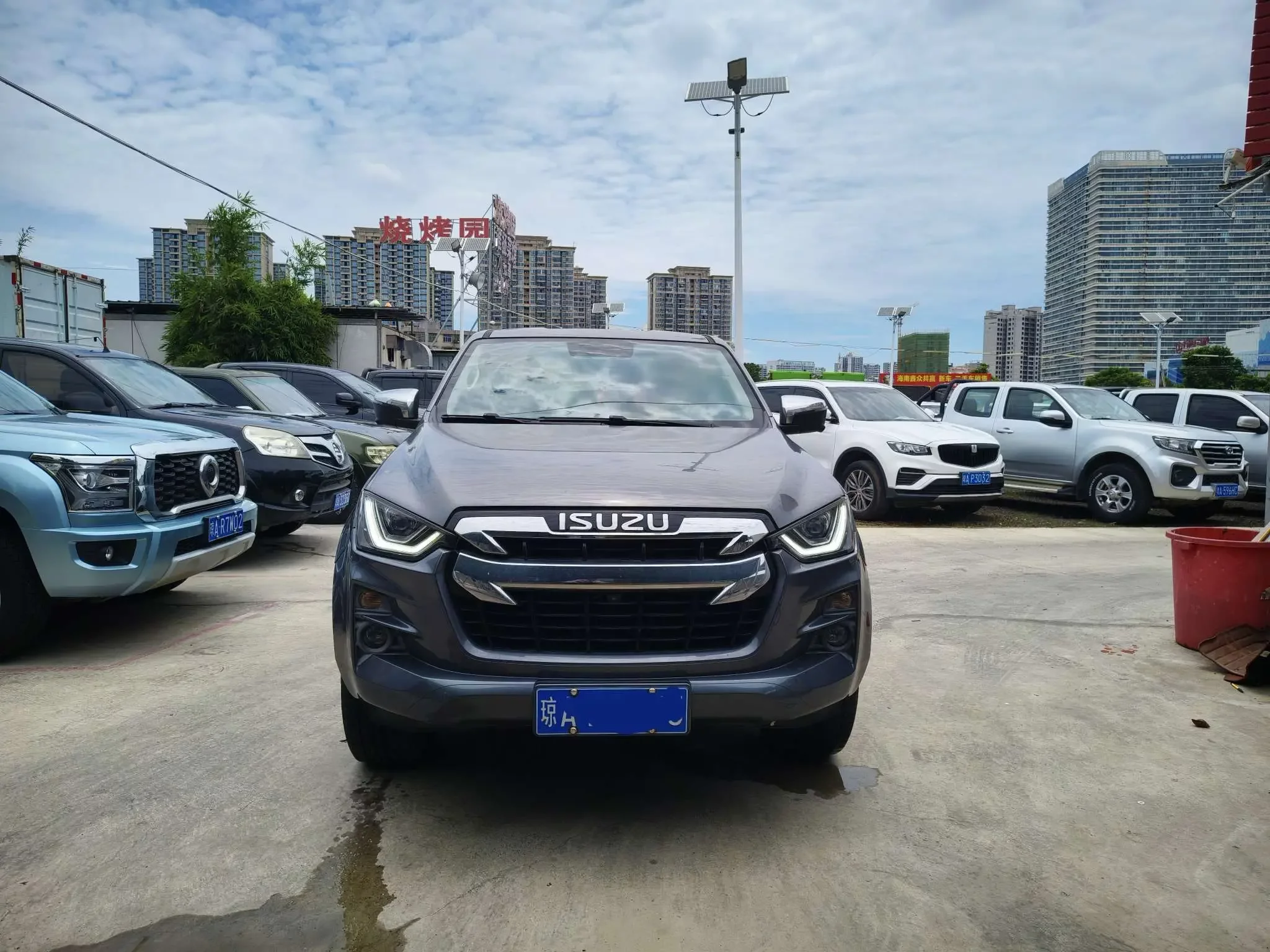 Isuzu D-MAX