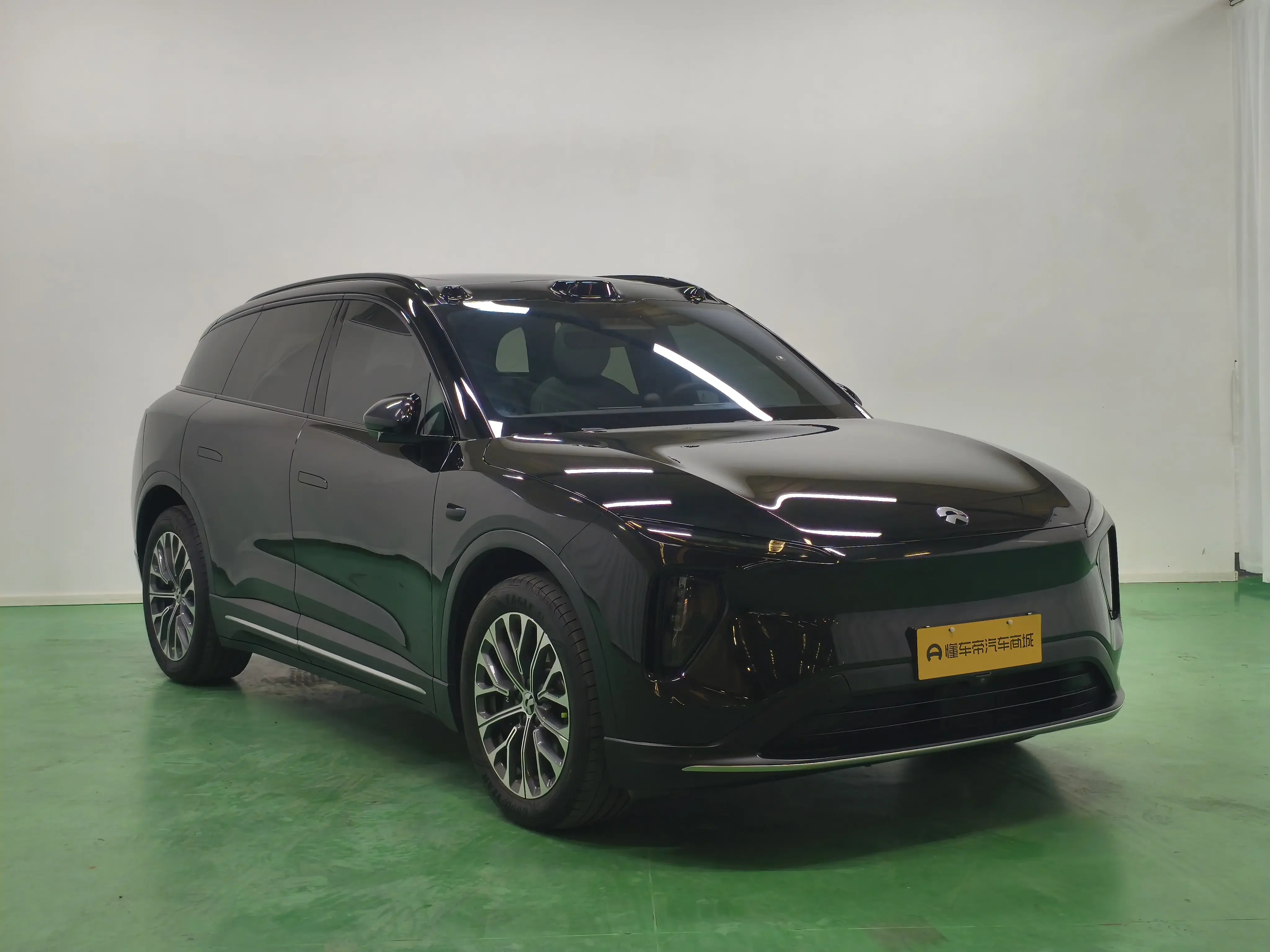 NIO ES6