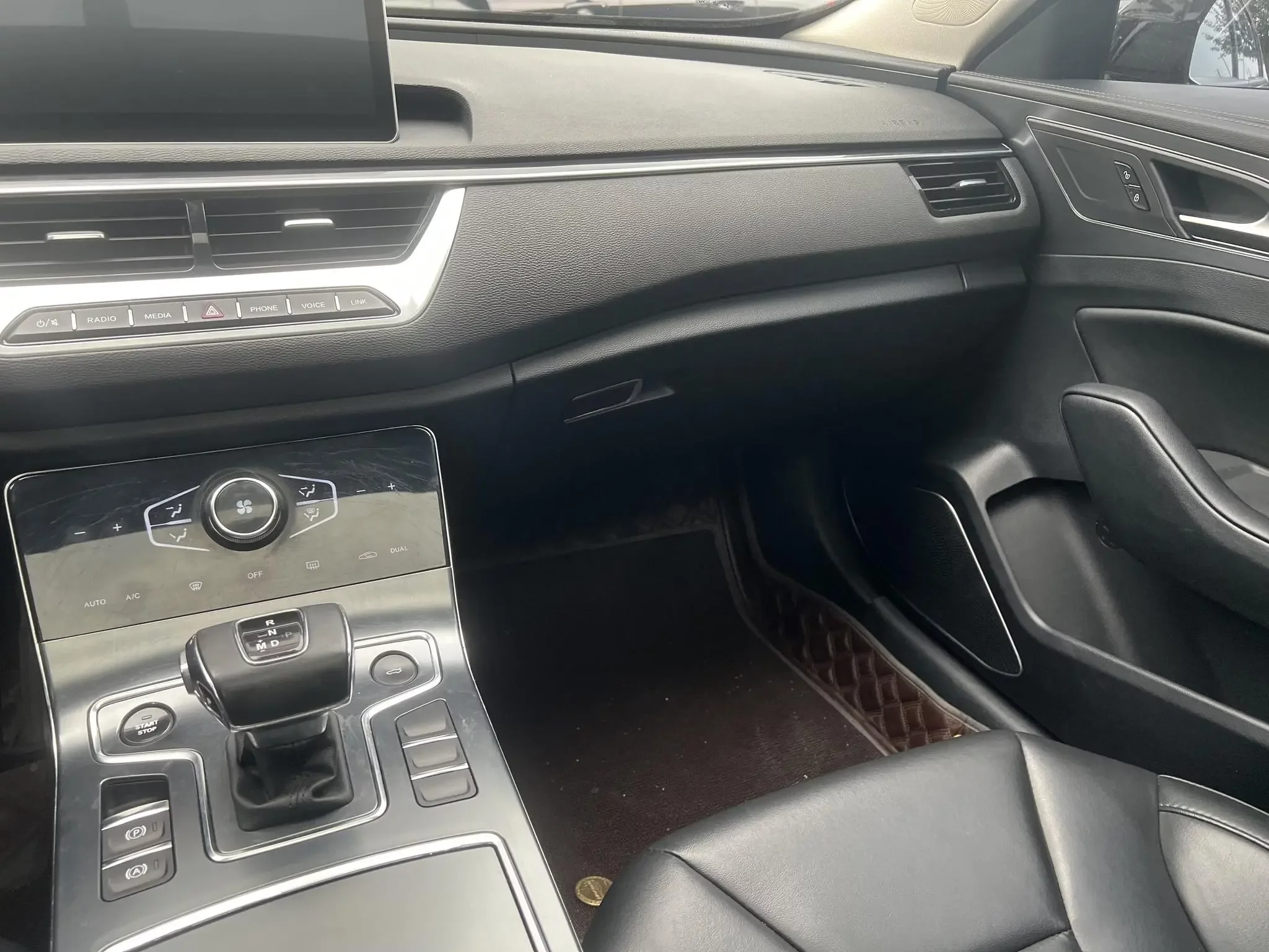 Hongqi H5 classic